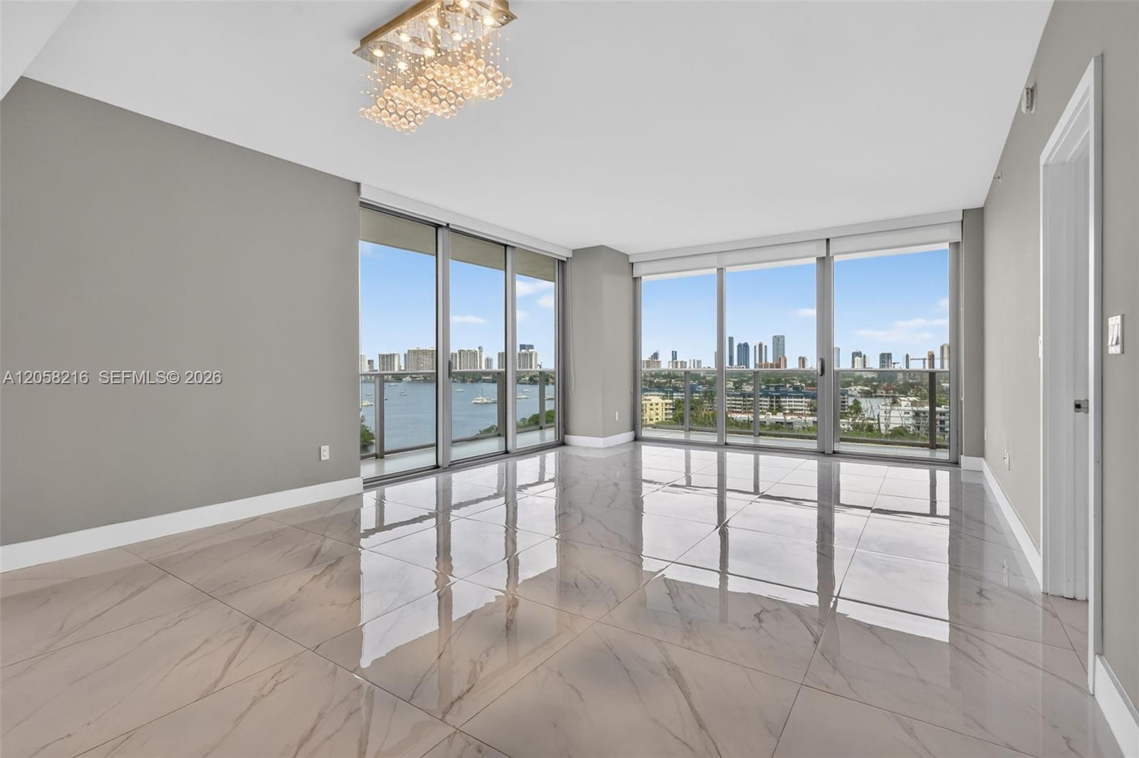 16385 Biscayne Blvd # 1215, North Miami Beach FL 33160 photo 3