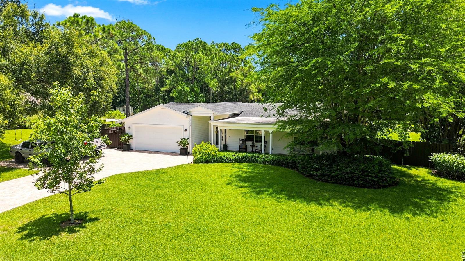 10142 Trailwood Circle, Jupiter FL 33478 photo 2