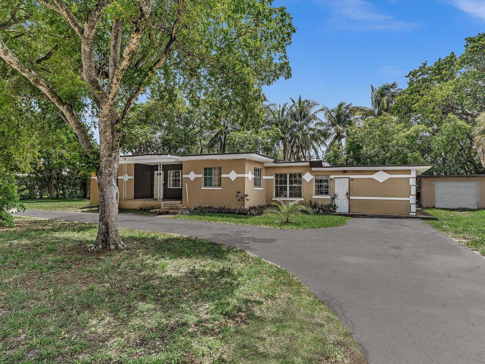 4400 W BROWARD Boulevard, Plantation FL 33317
