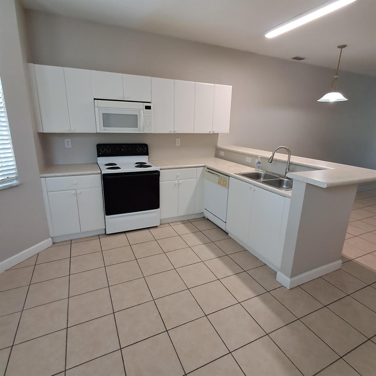 3510 Shoma Drive, Royal Palm Beach FL 33414 photo 4