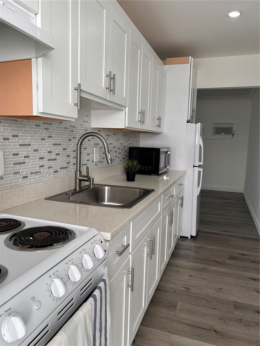 1019 NE 17th Ter # 1, Fort Lauderdale FL 33304 photo 3