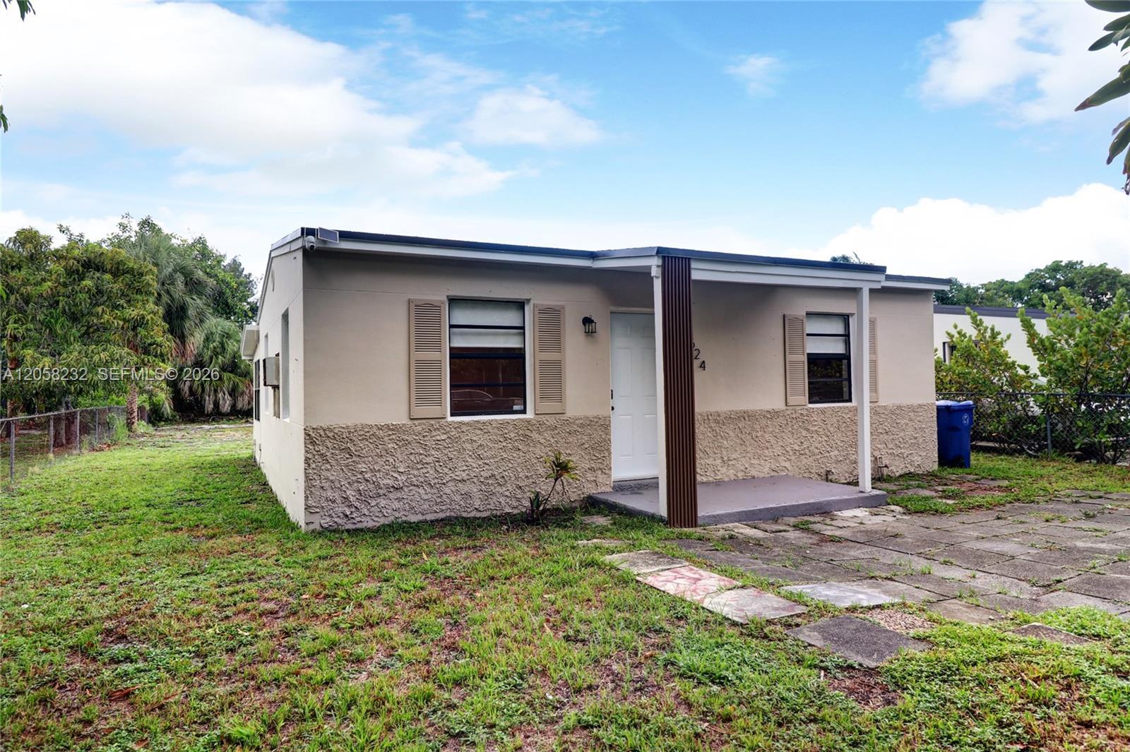 524 NW 21st Ave, Fort Lauderdale FL 33311 photo 2