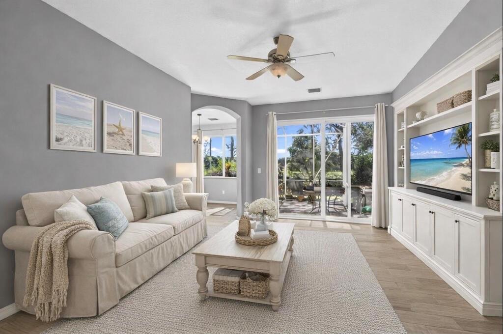 333 River Bluff Lane, Royal Palm Beach FL 33411 photo 2