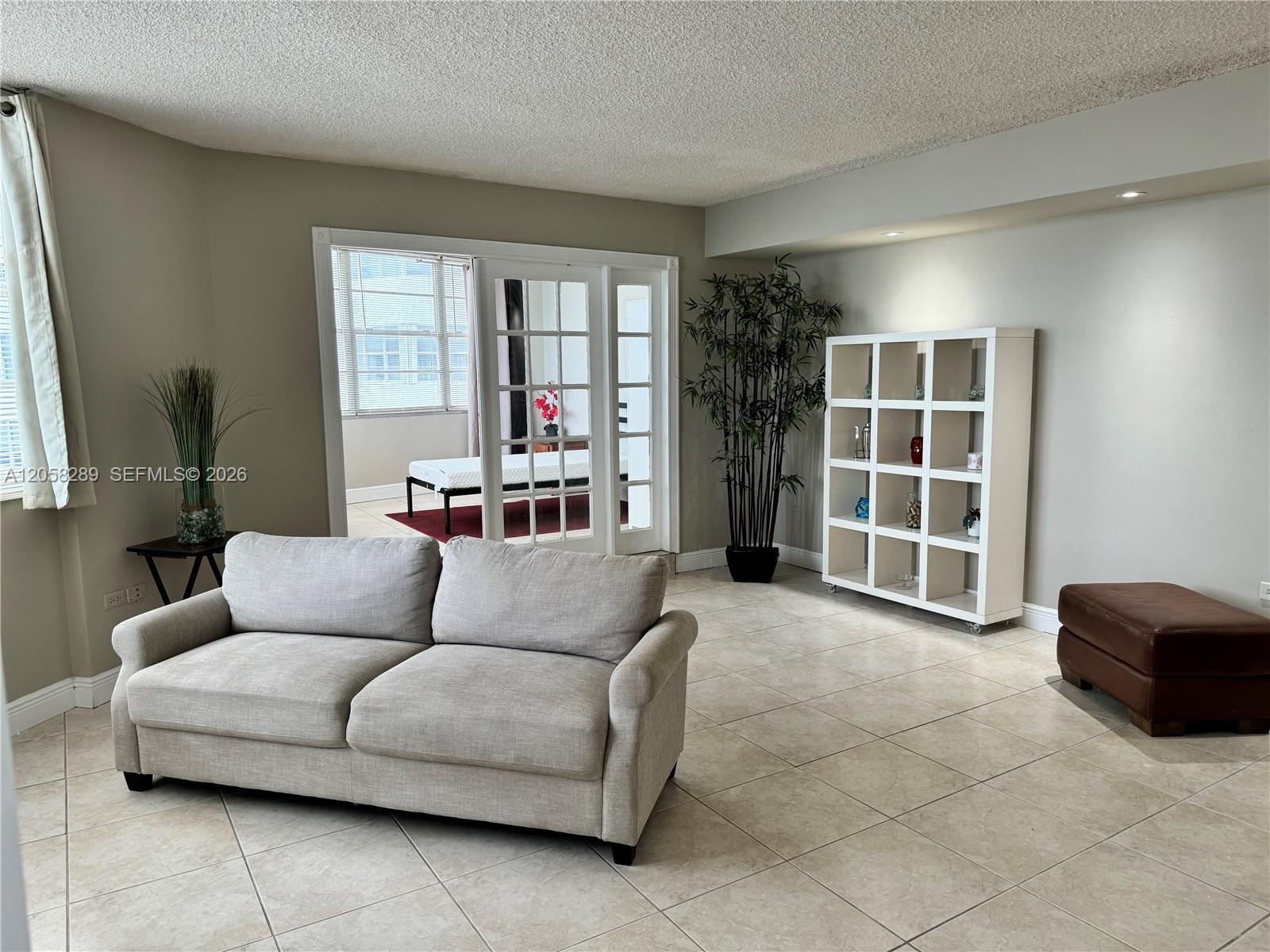801 Brickell Bay Dr # 465, Miami FL 33131 photo 3