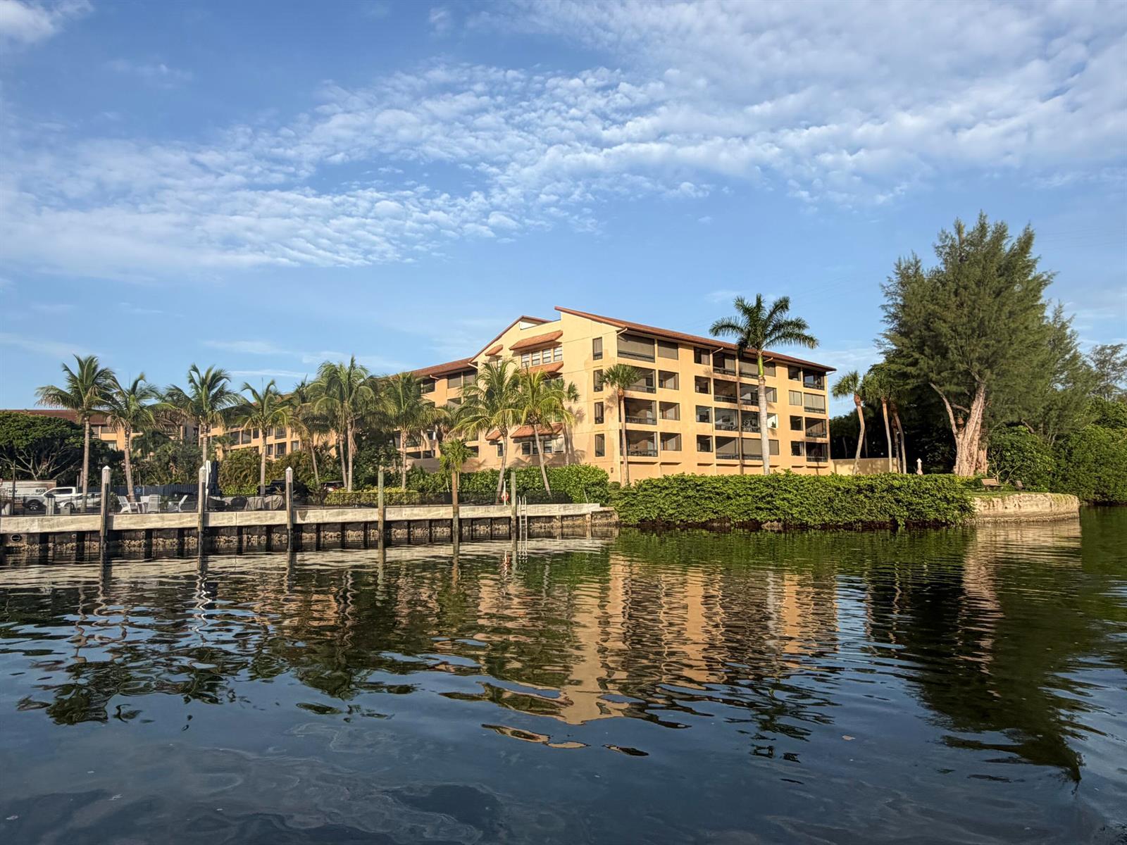 1036 US-1 # 221, North Palm Beach FL 33408