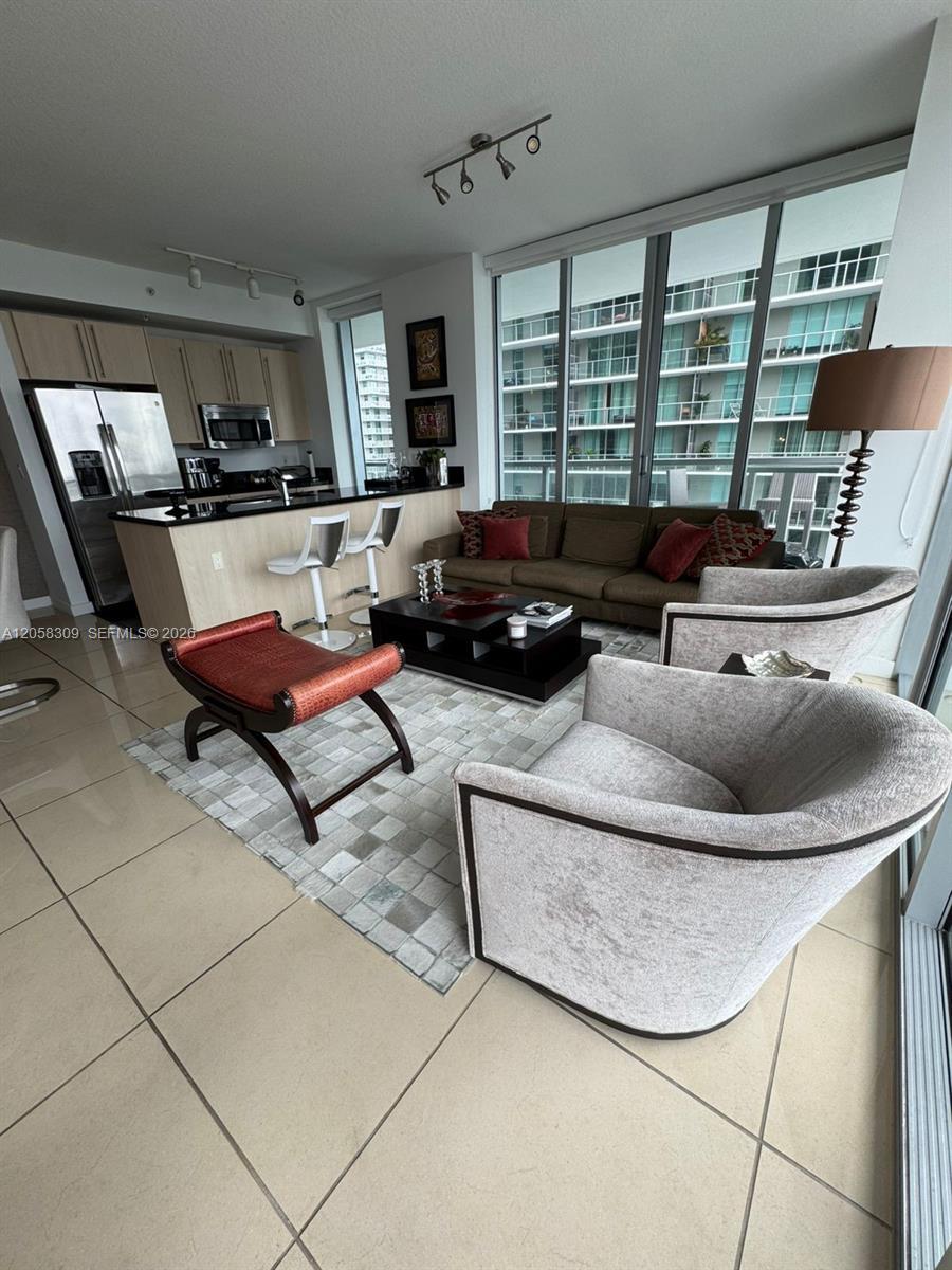 1111 SW 1 AV, Miami FL 33130 photo 5