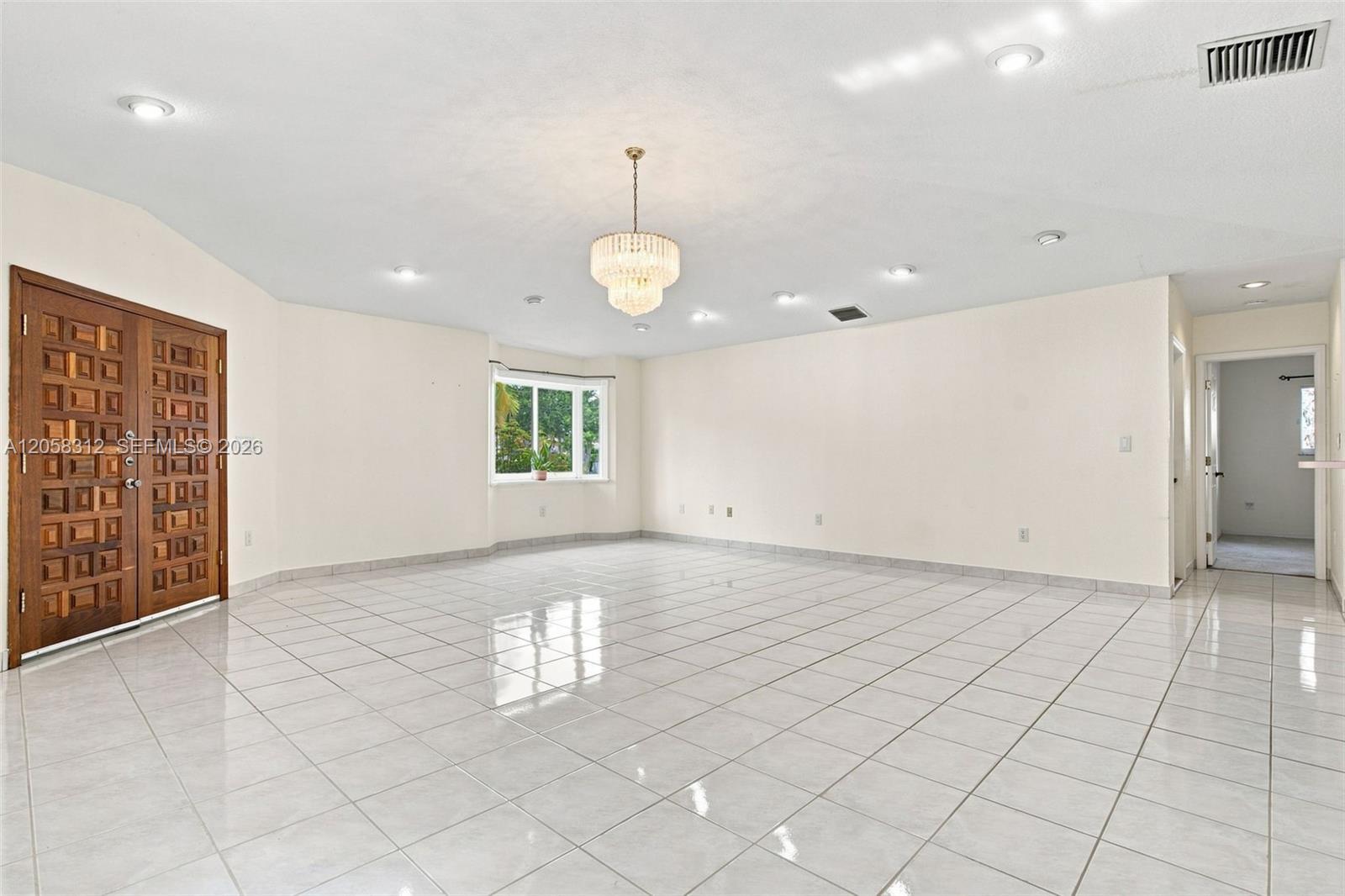 701 Westward Dr, Miami Springs FL 33166 photo 5