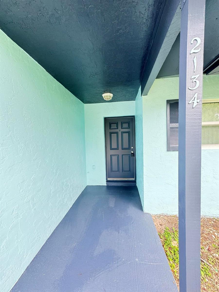 2132 NE Pelican Terrace, Jensen Beach FL 34957 photo 3