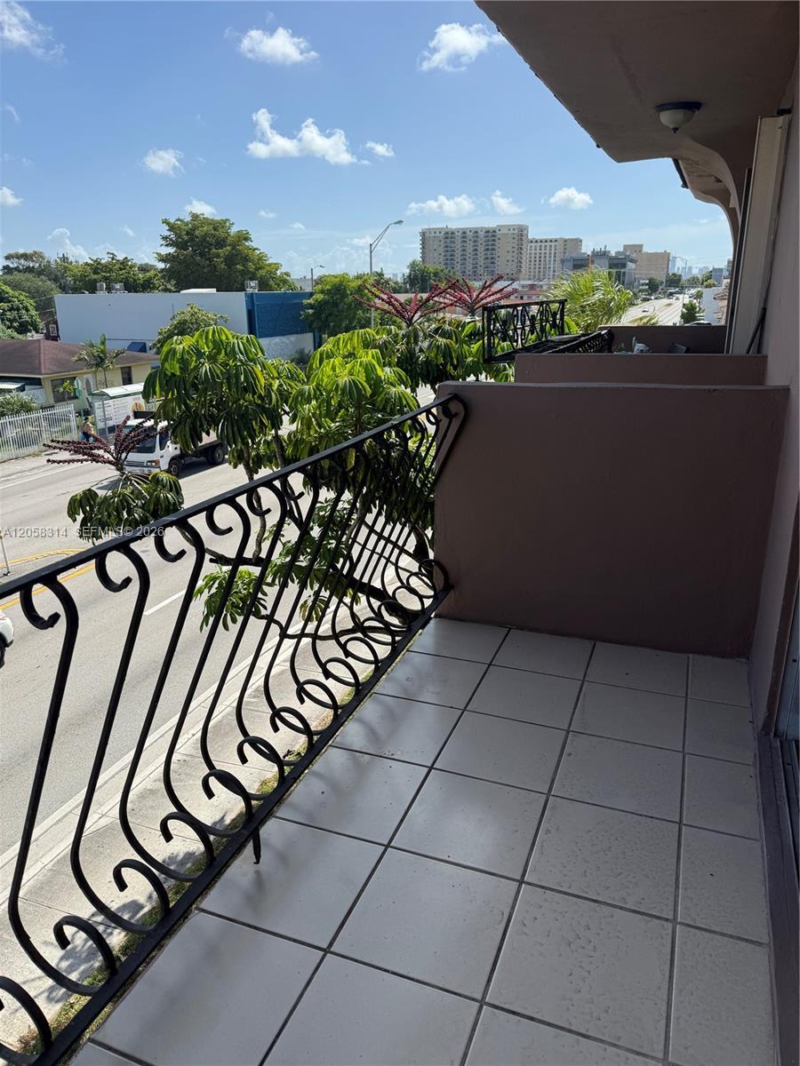 10 SW 45th Ave # 33, Miami FL 33134 photo 4