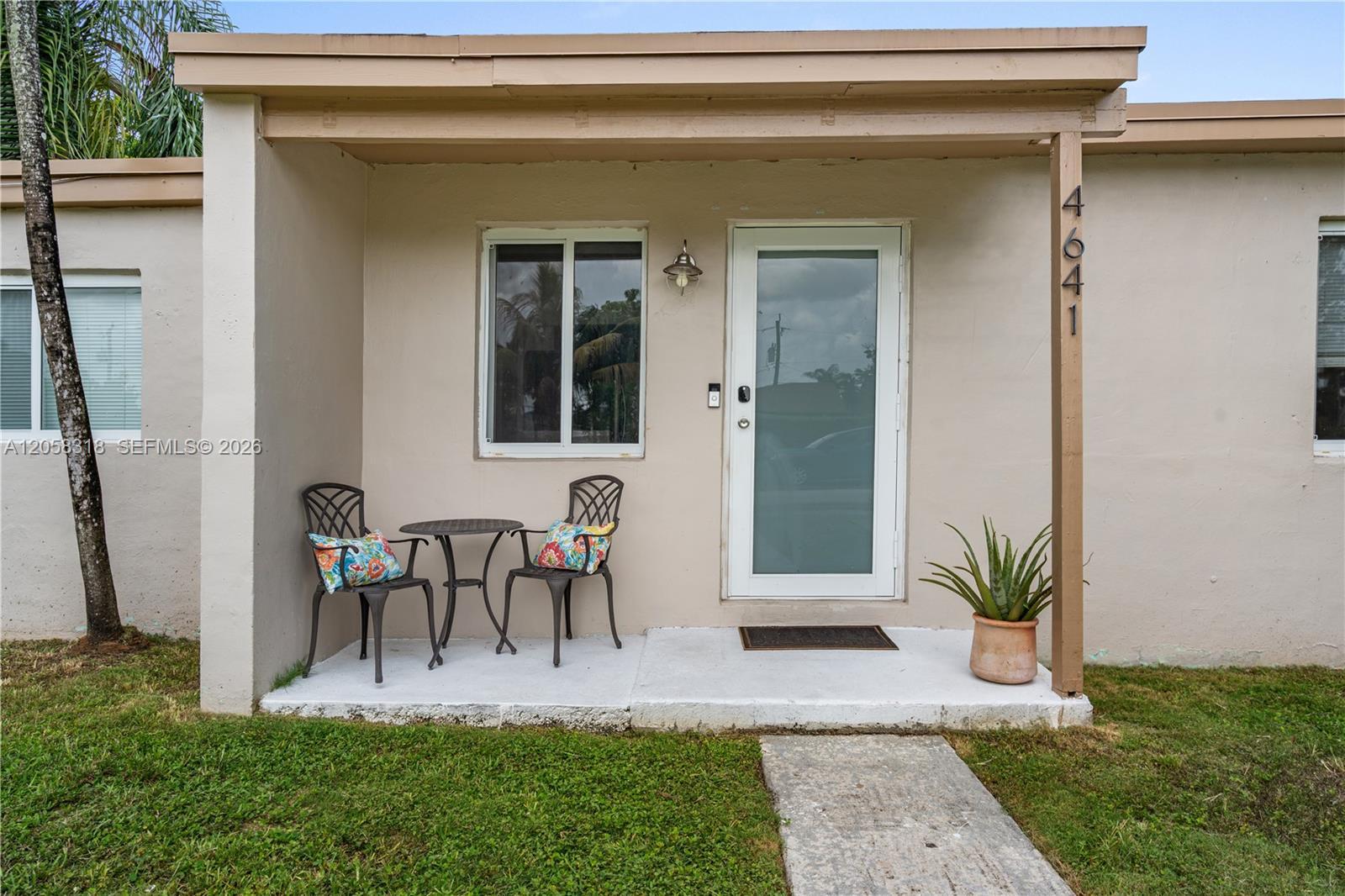 4641 SW 99th Ct, Miami FL 33165 photo 3