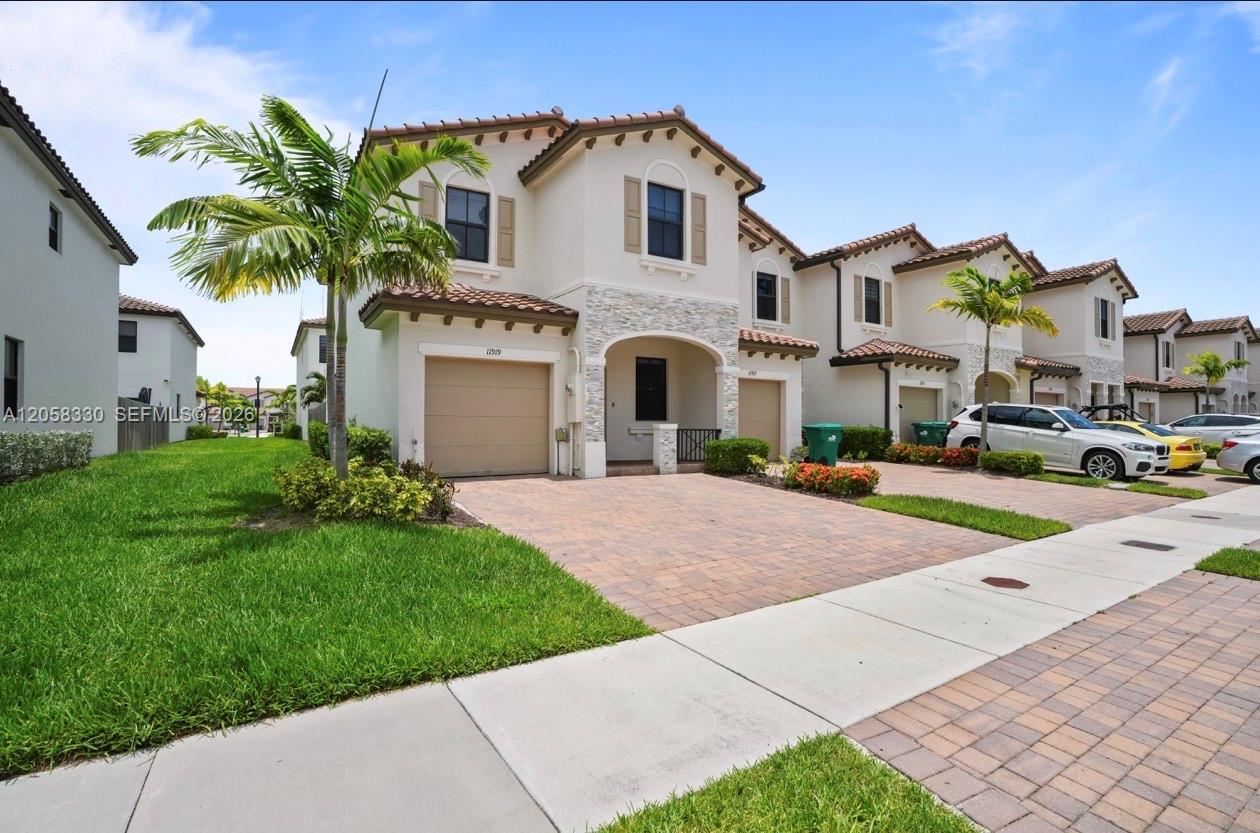 11919 SW 247th Ter, Homestead FL 33032 photo 2