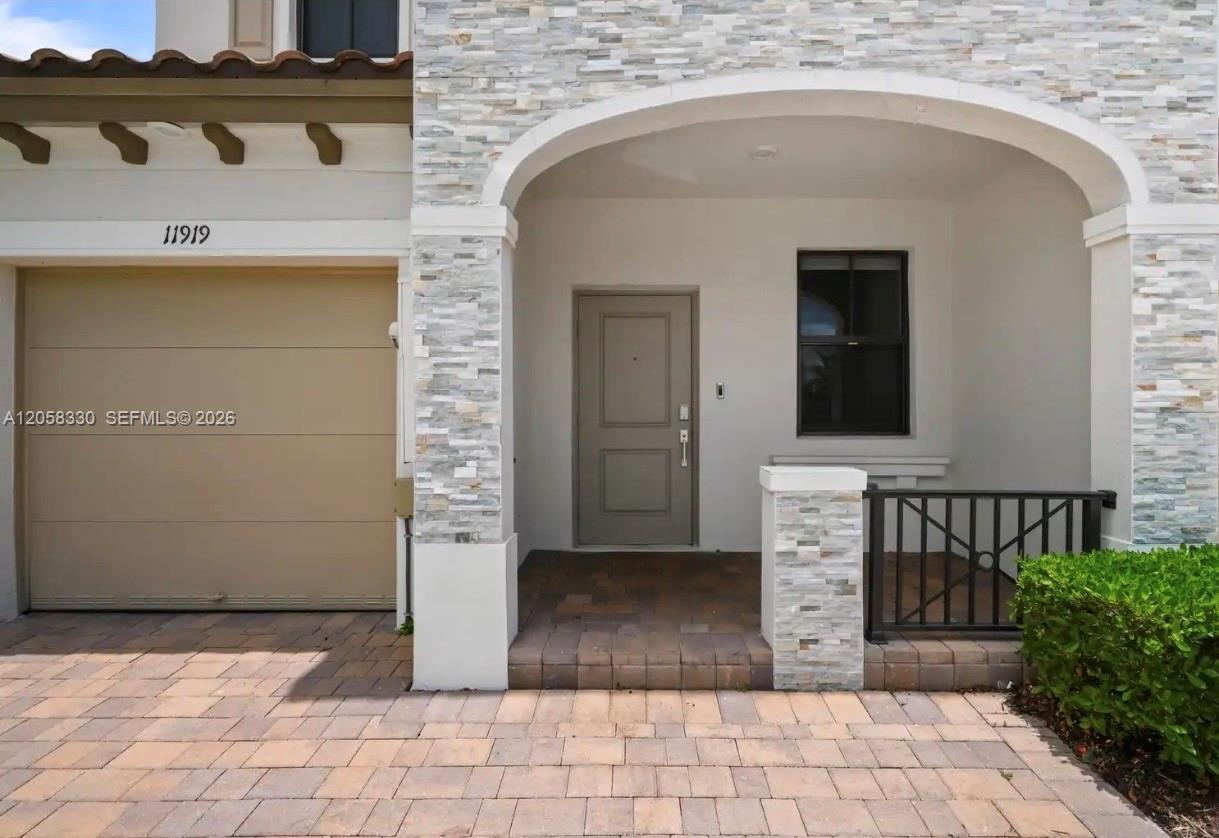 11919 SW 247th Ter, Homestead FL 33032 photo 5