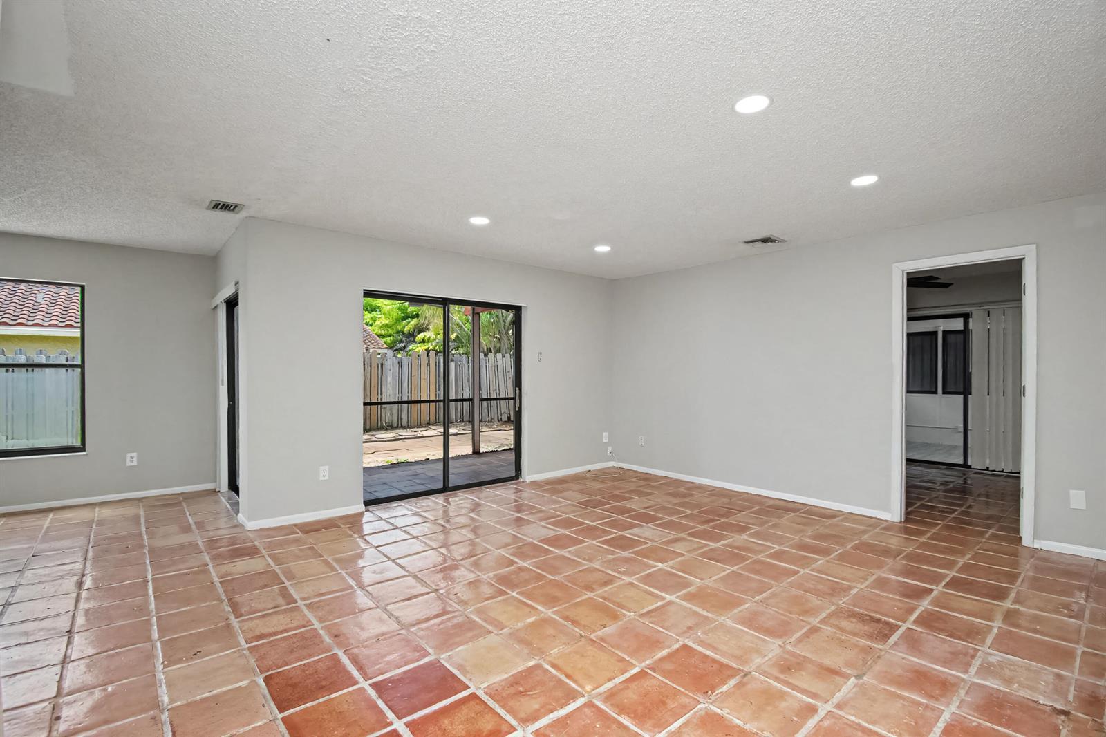 7407 SILVER WOODS Court, Boca Raton FL 33433 photo 3