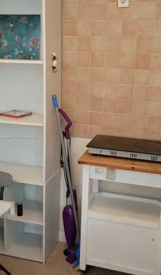 1145 NE 110th St # 1, Miami FL 33161 photo 3