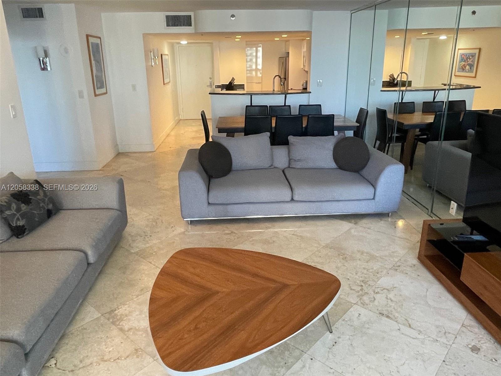 1717 N Bayshore Dr # 2548, Miami FL 33132 photo 2