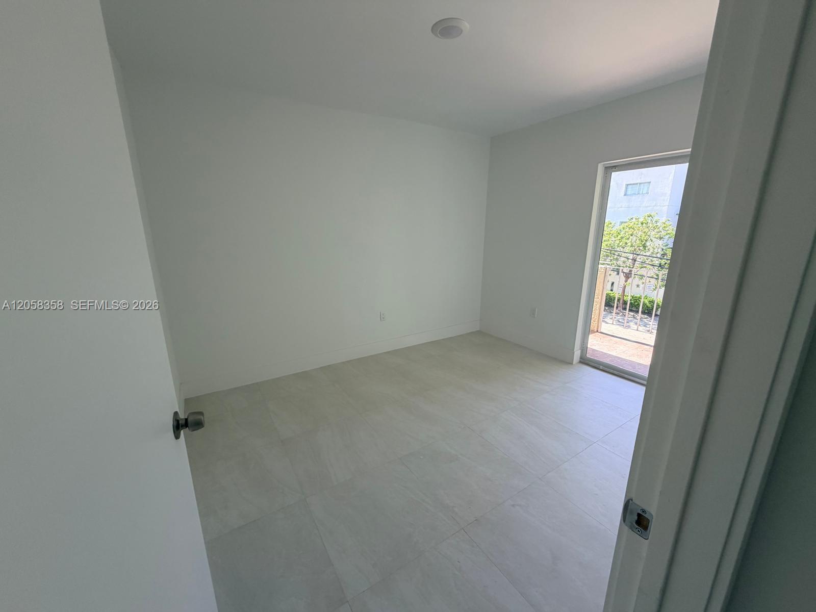 921 SW 7th St # 3, Miami FL 33130 photo 4