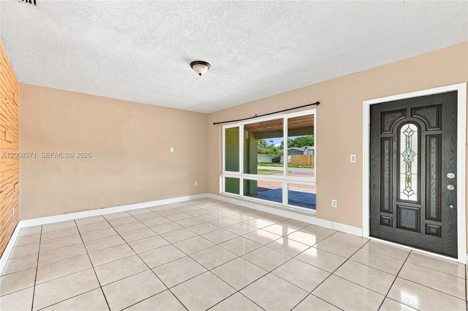 2220 De Soto Dr, Miramar FL 33023 photo 5