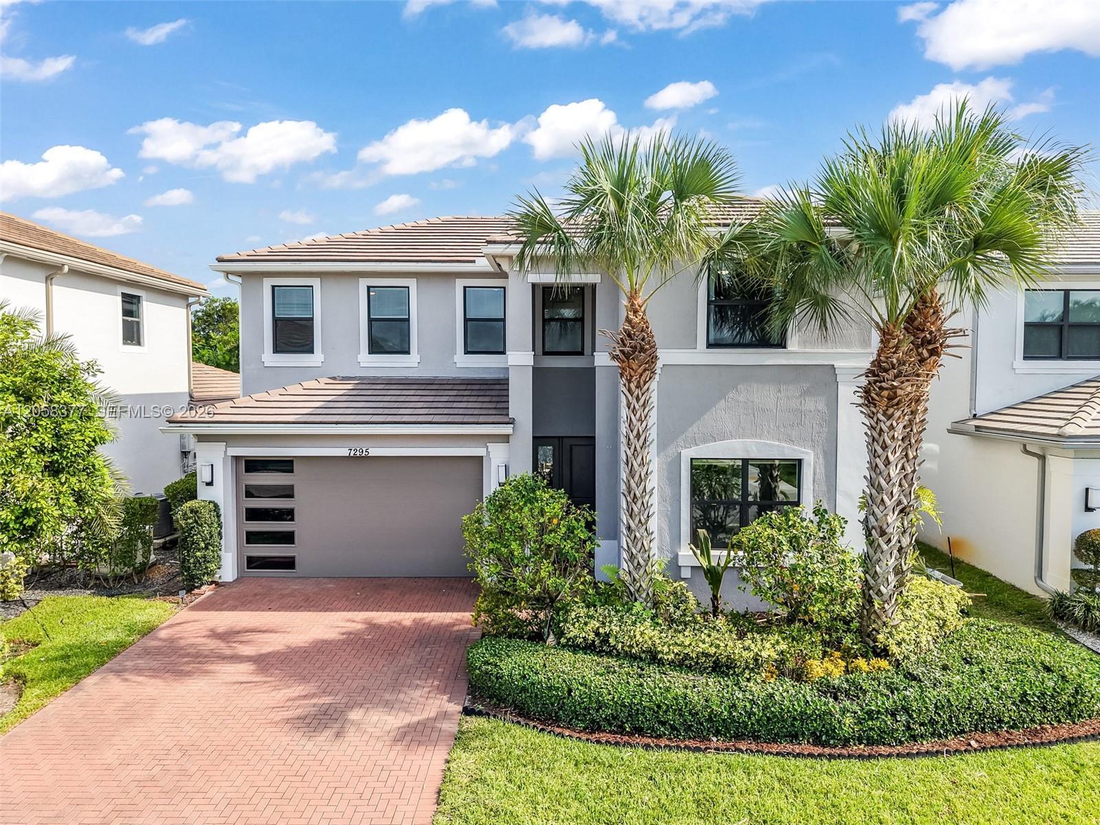 7295 Stella Ln, Lake Worth FL 33463