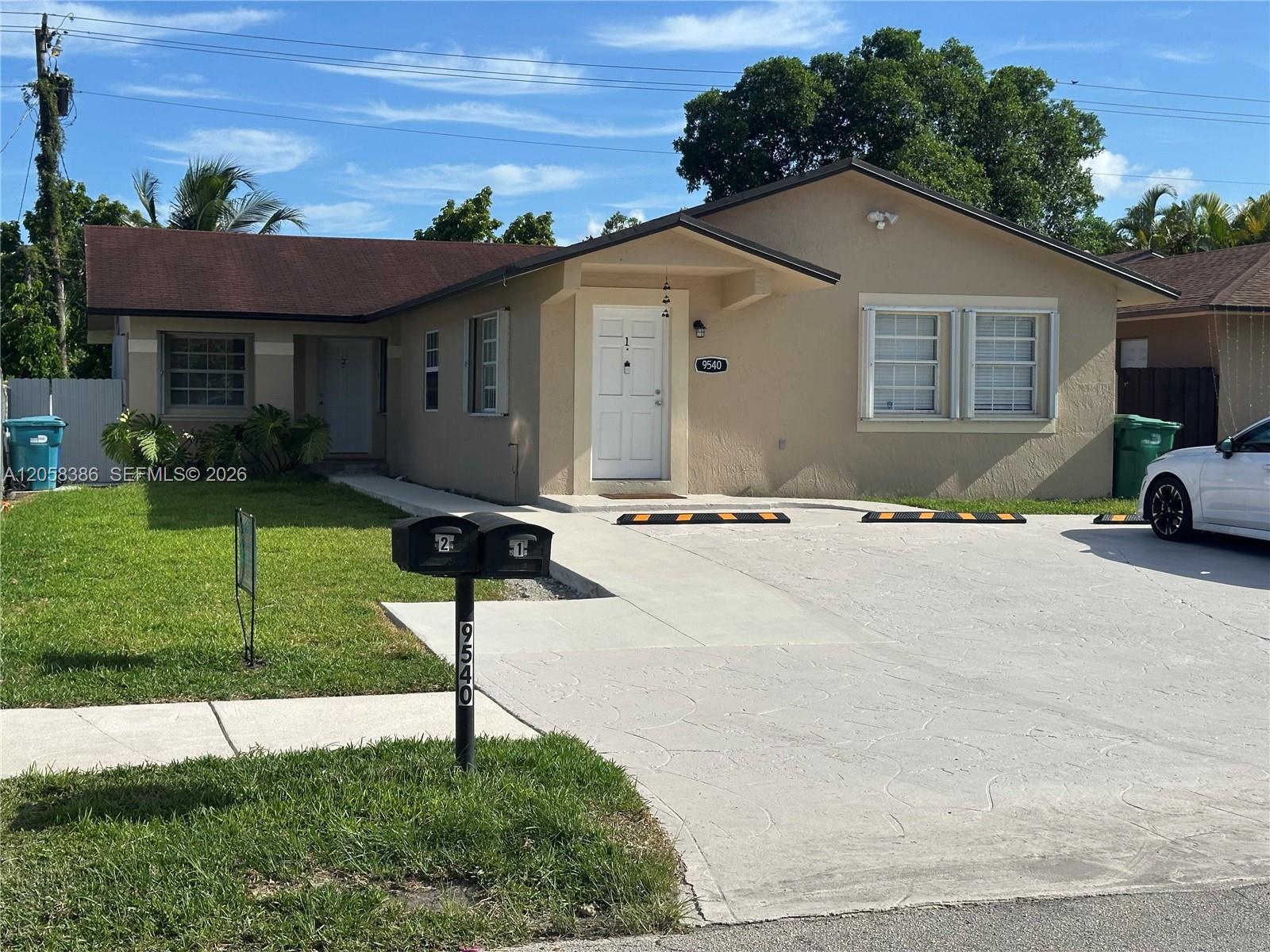 9540 SW 36th St # 2, Miami FL 33165 photo 2