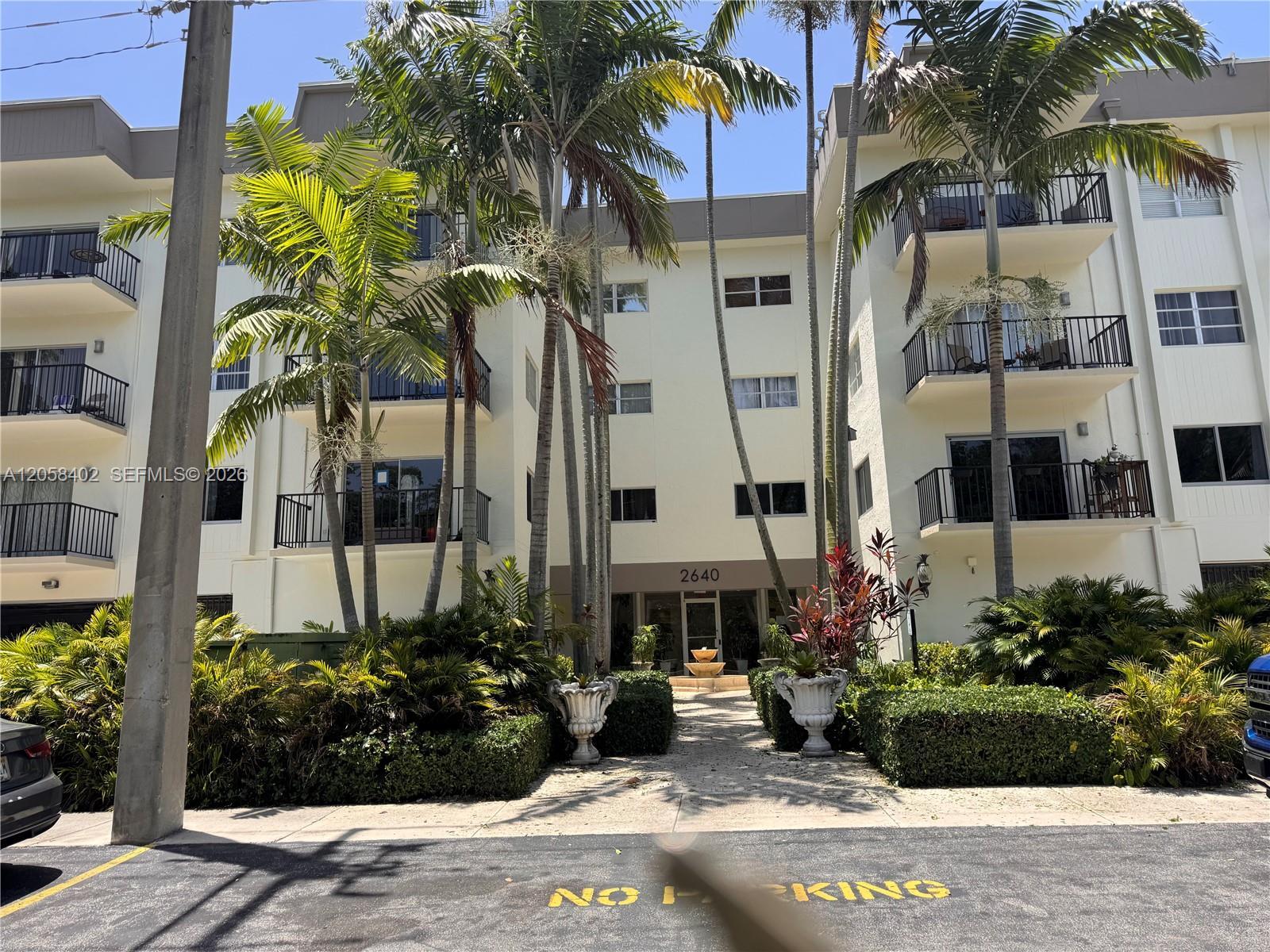 2640 NE 135th St # 406, North Miami FL 33181