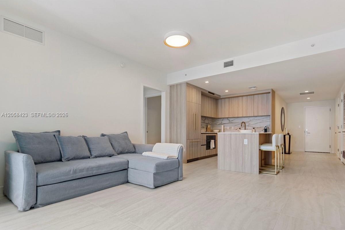 77 SE 5th Street # 3902, Miami FL 33131 photo 3