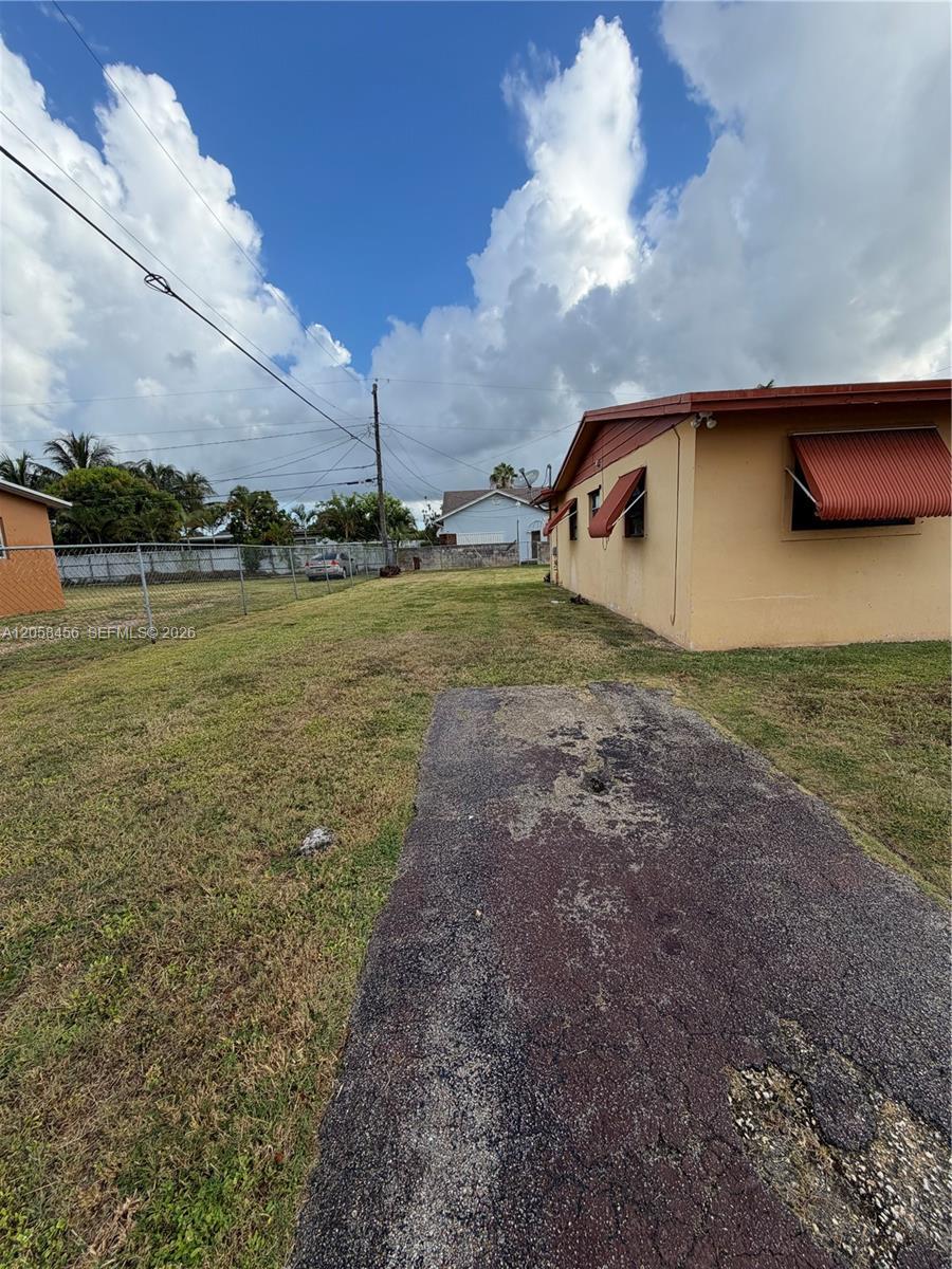 10701 SW 149th St, Miami FL 33176 photo 2