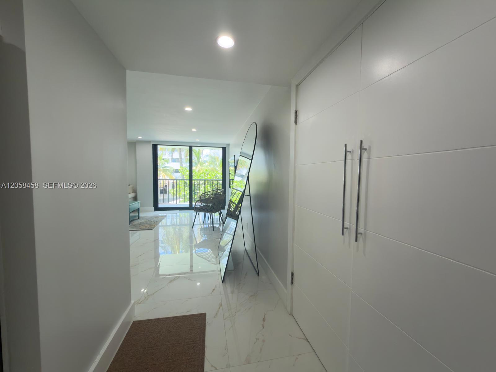 1800 Collins Ave # 3H, Miami Beach FL 33139 photo 2