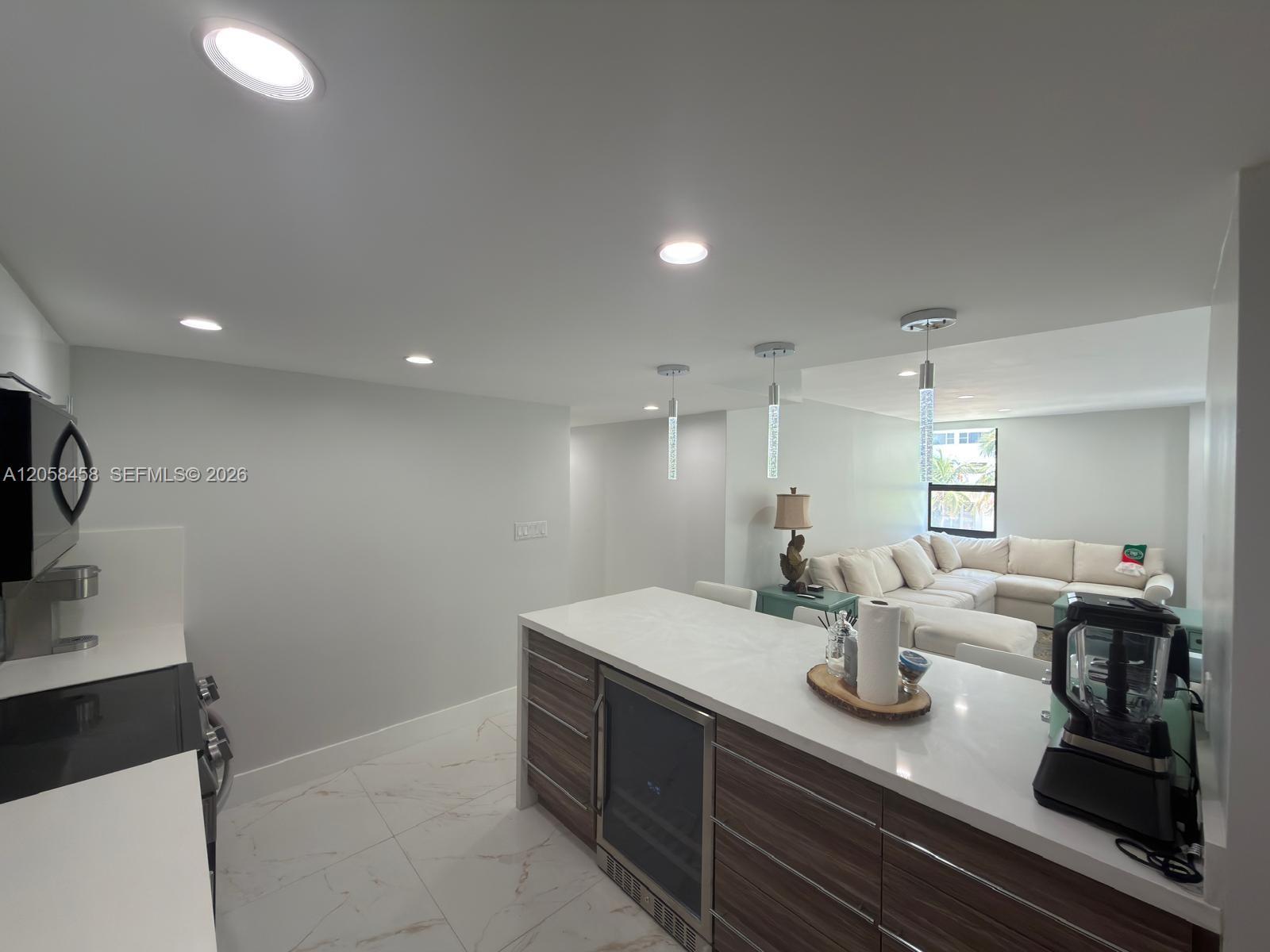 1800 Collins Ave # 3H, Miami Beach FL 33139 photo 3