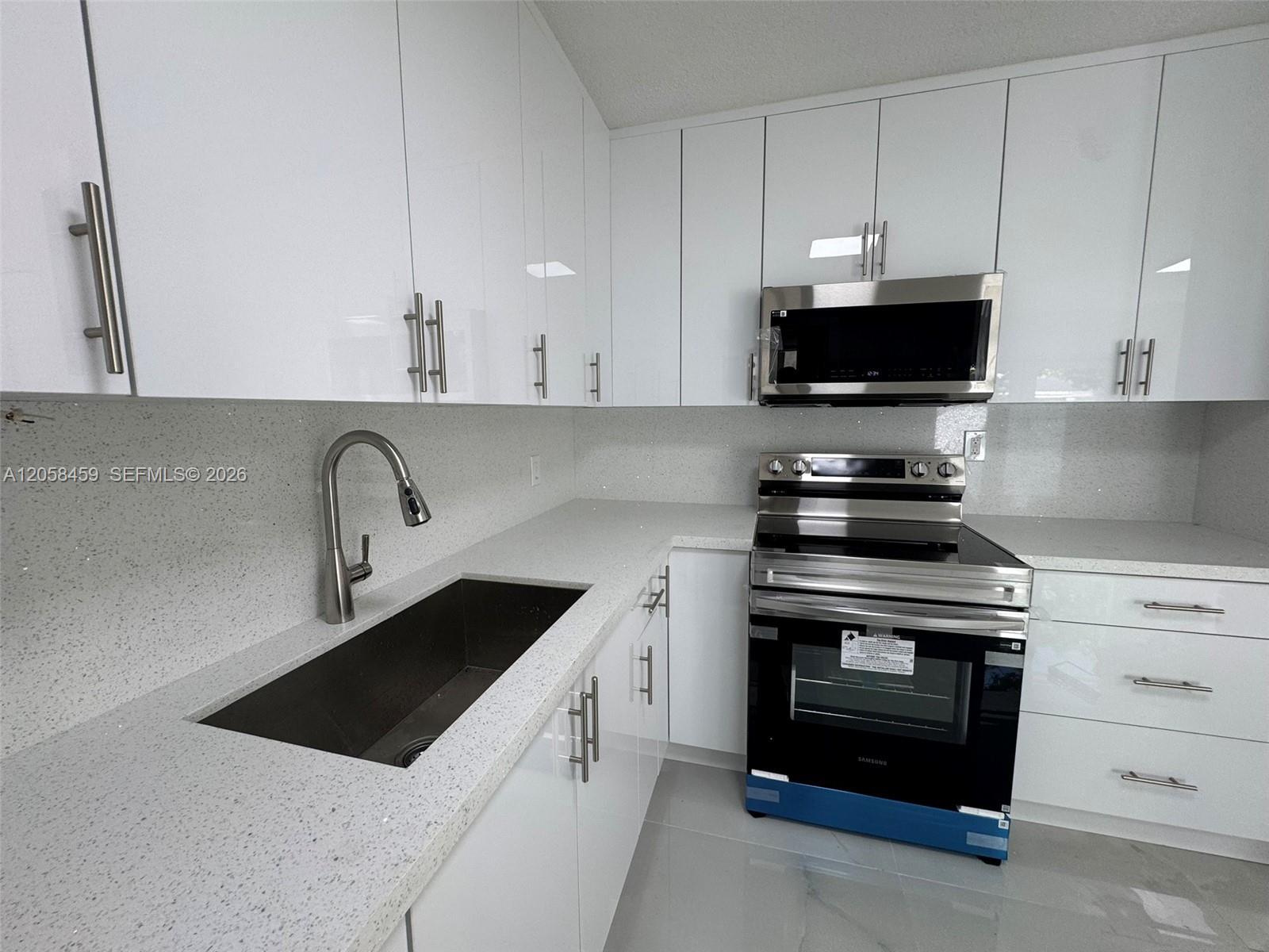 3315 NW 13th Ter # 3315, Miami FL 33125 photo 3