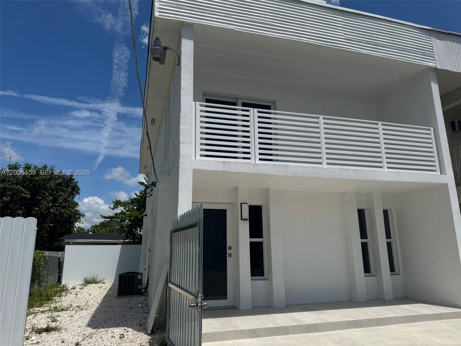 3315 NW 13th Ter # 3315, Miami FL 33125