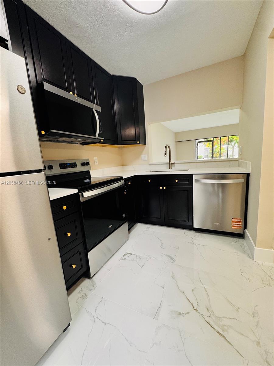 3939 NE 5th Ave # C106, Boca Raton FL 33431 photo 2