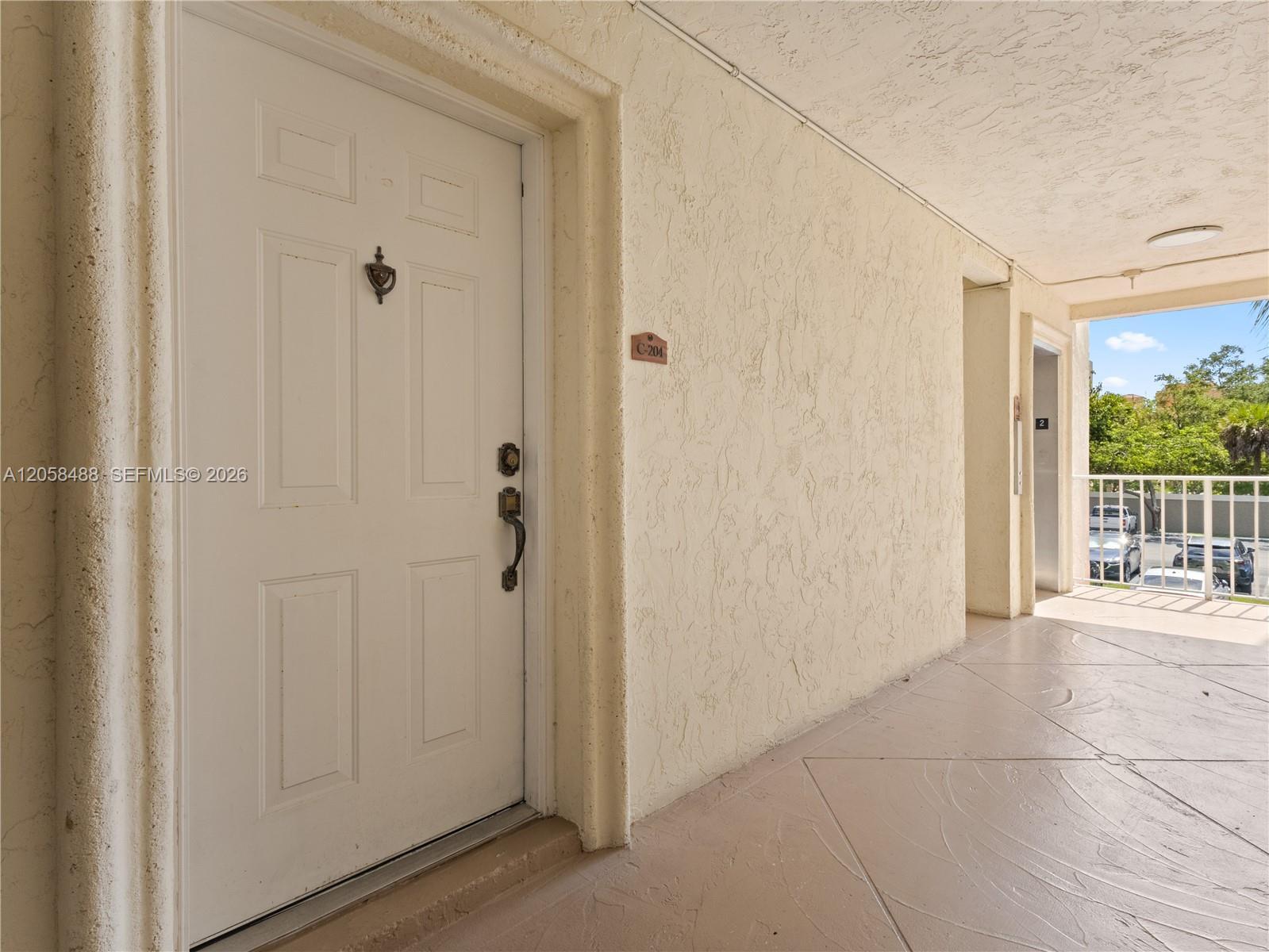 Miami, FL 33176 photo 3