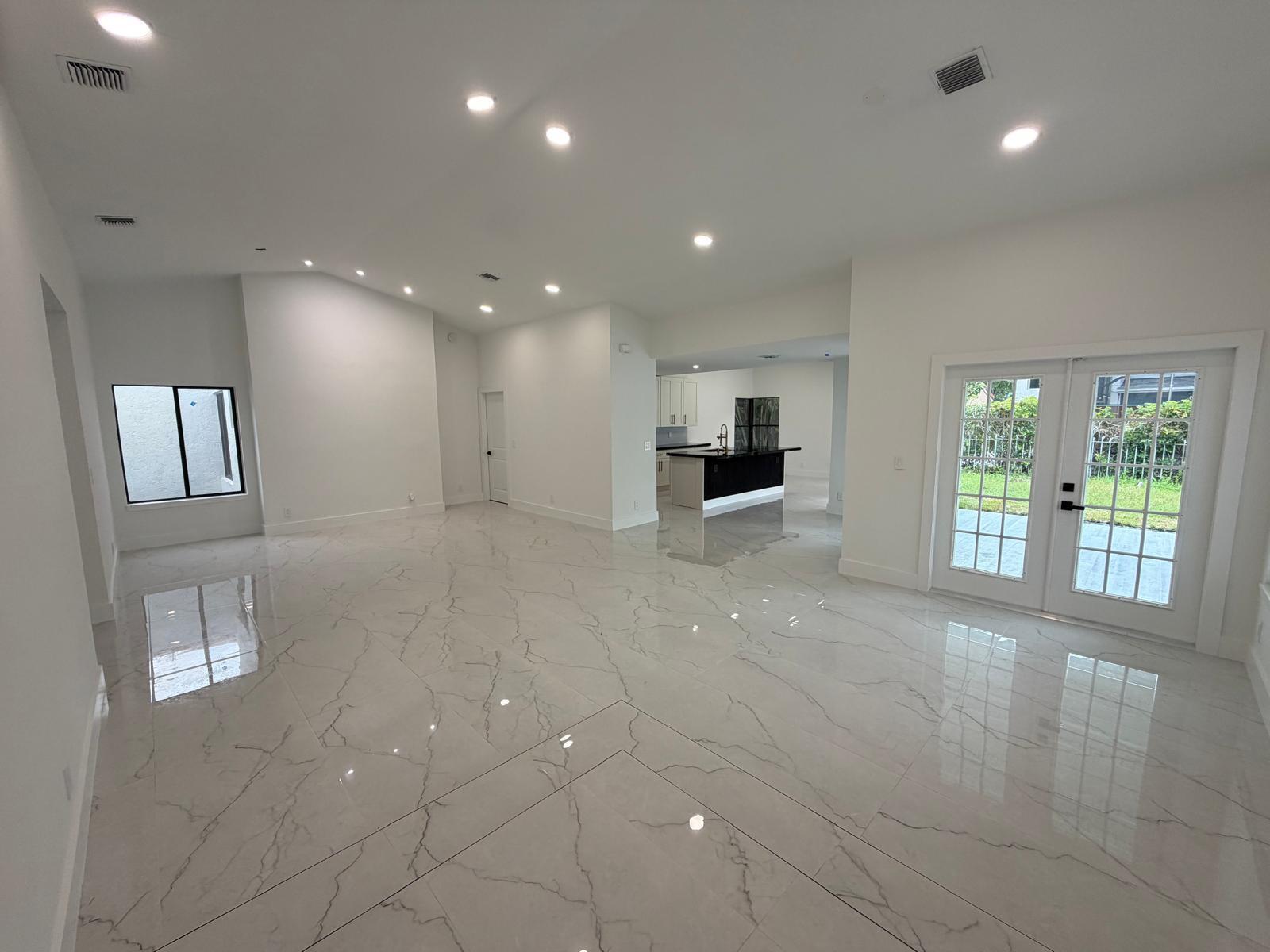 10688 San Bernardino Way, Boca Raton FL 33428 photo 4