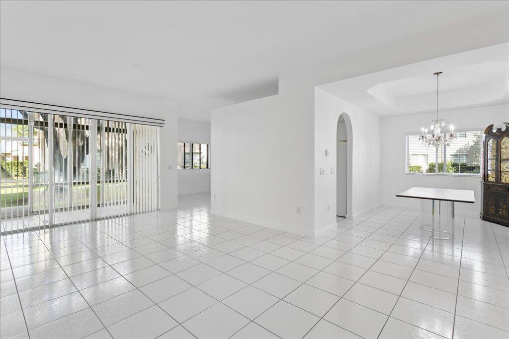 7937 EXETER Circle E # 102, Tamarac FL 33321 photo 2