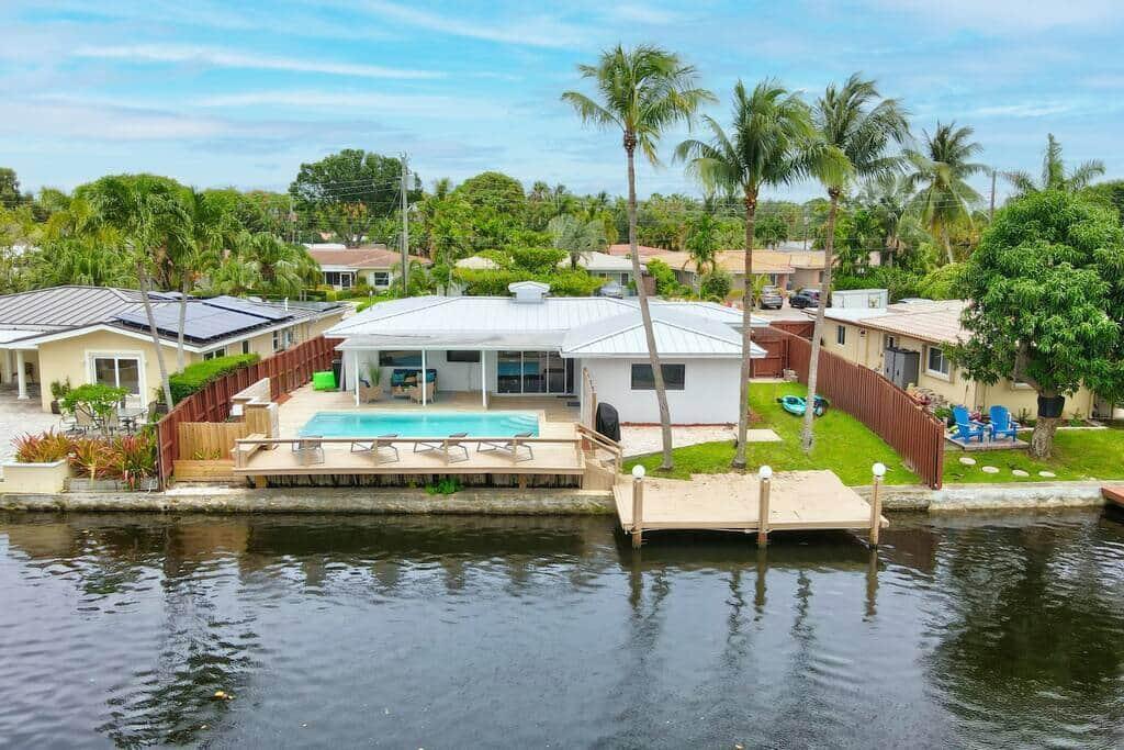 1631 Poinsettia Drive, Fort Lauderdale FL 33305 photo 2