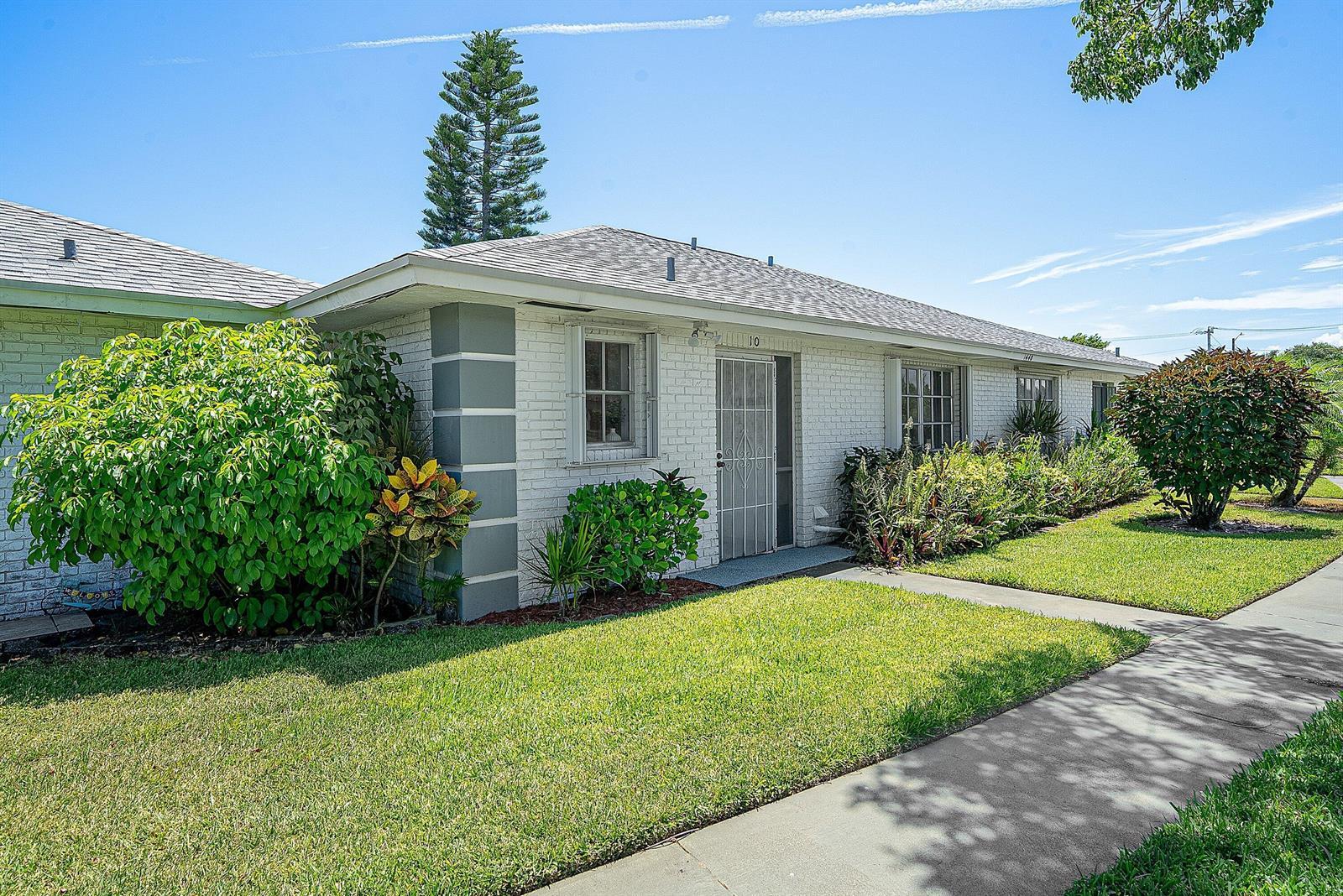 1440 SW 28th Avenue # 10, Boynton Beach FL 33426 photo 2