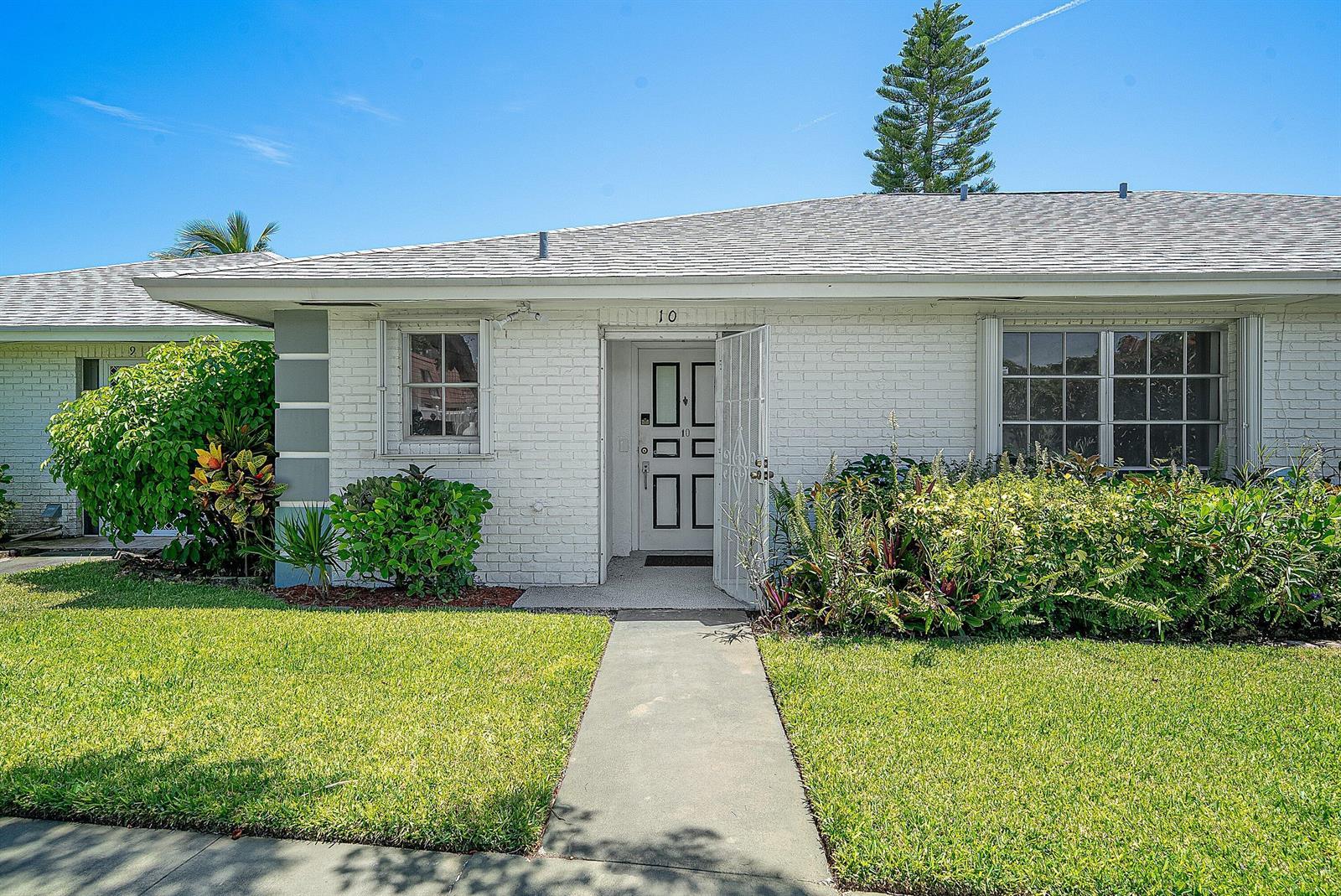 1440 SW 28th Avenue # 10, Boynton Beach FL 33426 photo 4