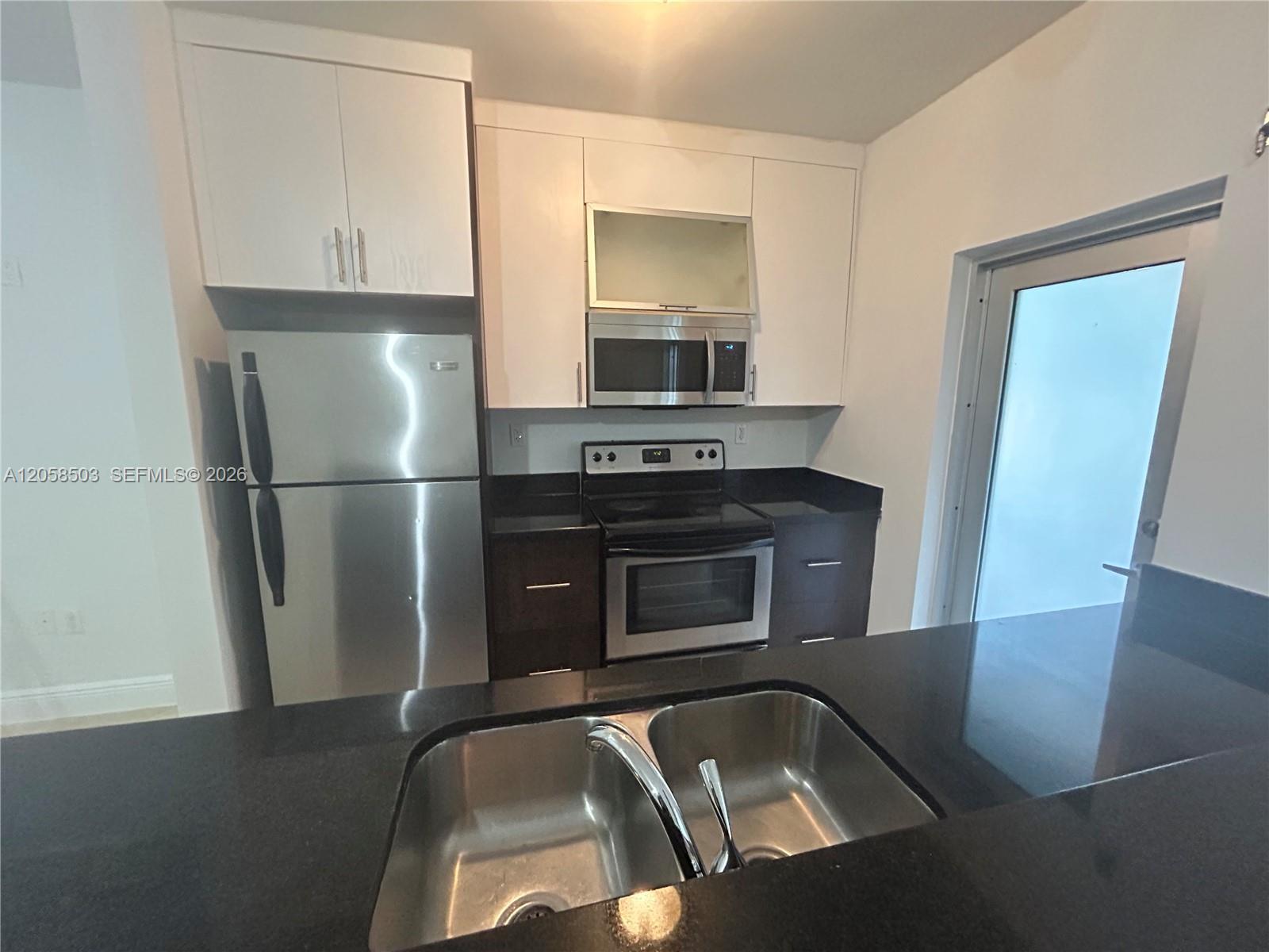1034 Lenox Ave # 8, Miami Beach FL 33139