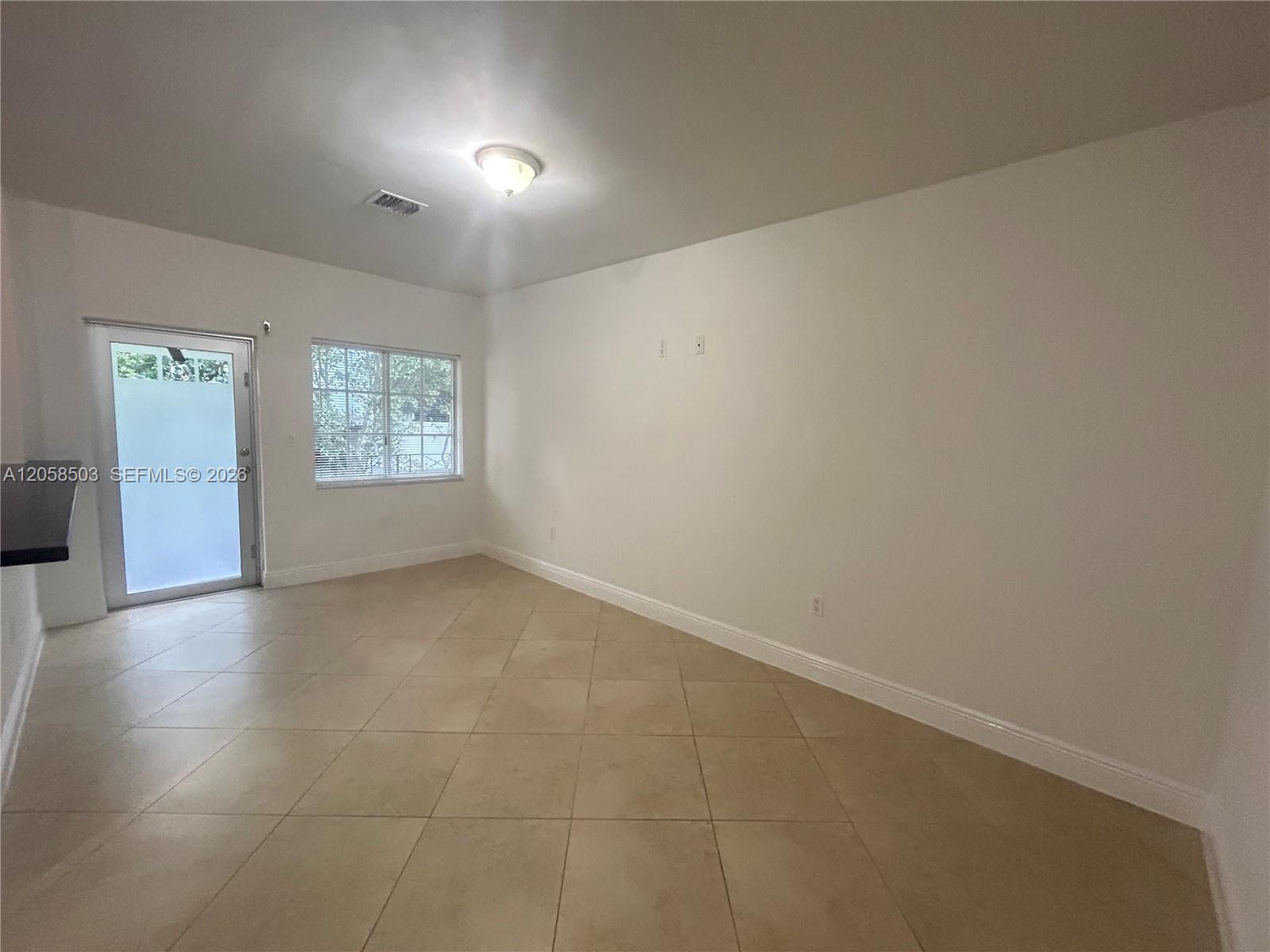 1034 Lenox Ave # 8, Miami Beach FL 33139 photo 5