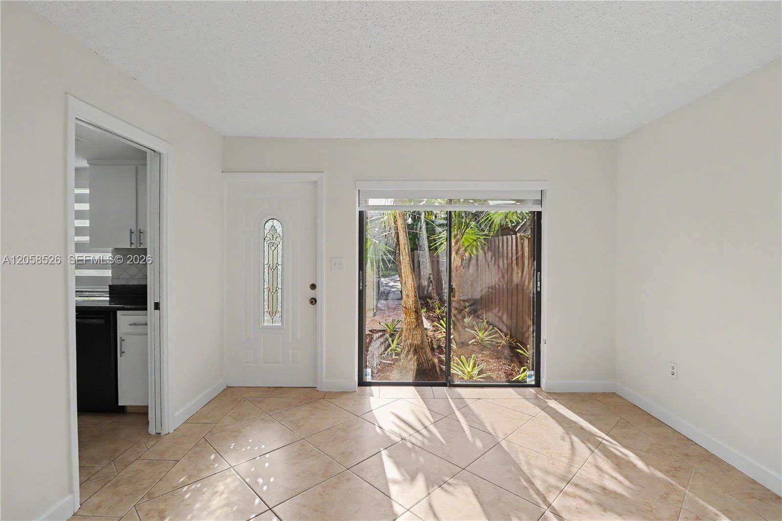 11459 SW 110th Ln, Miami FL 33176 photo 5