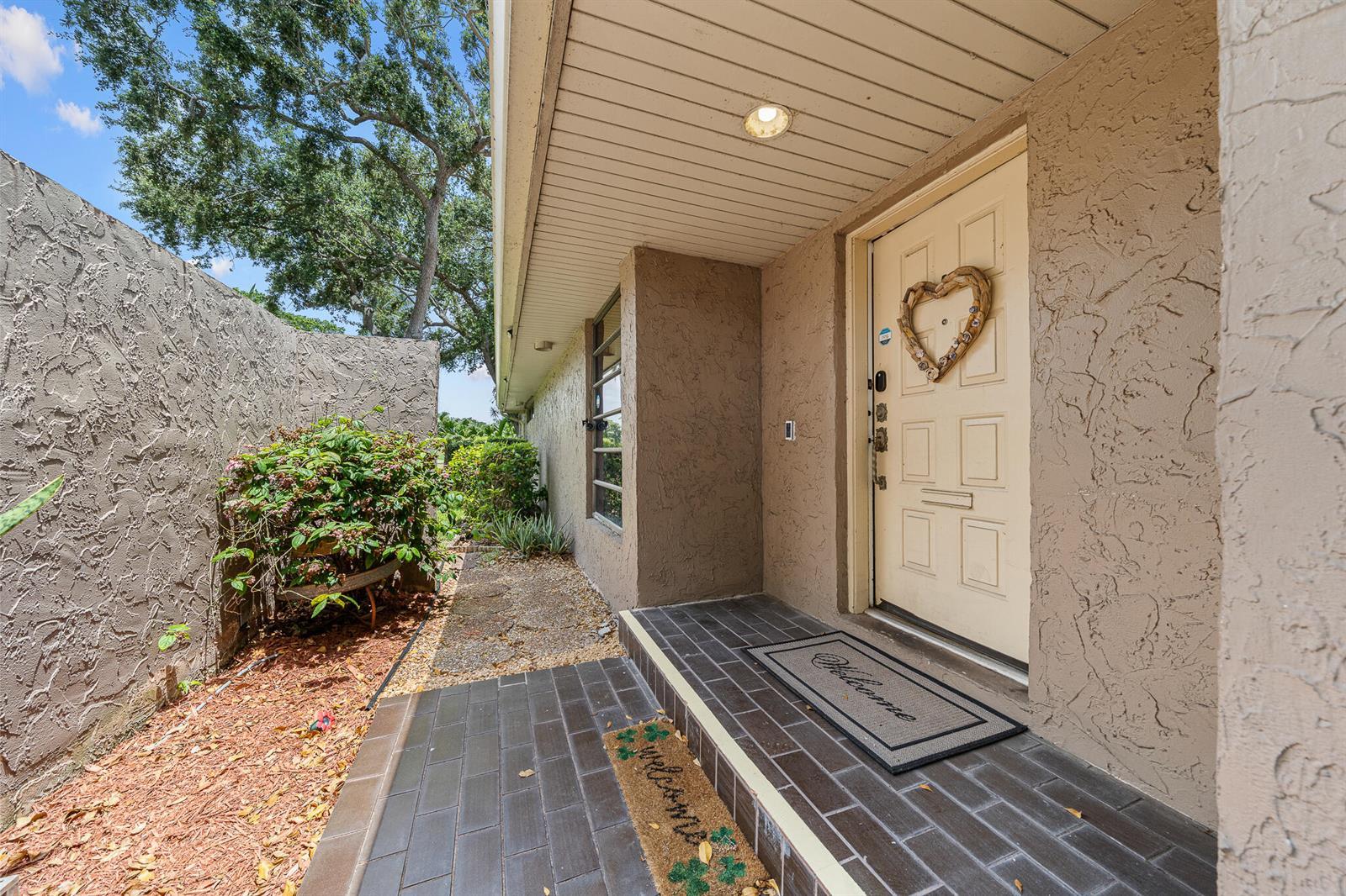1107 St Andrews Road, Hollywood FL 33021 photo 2