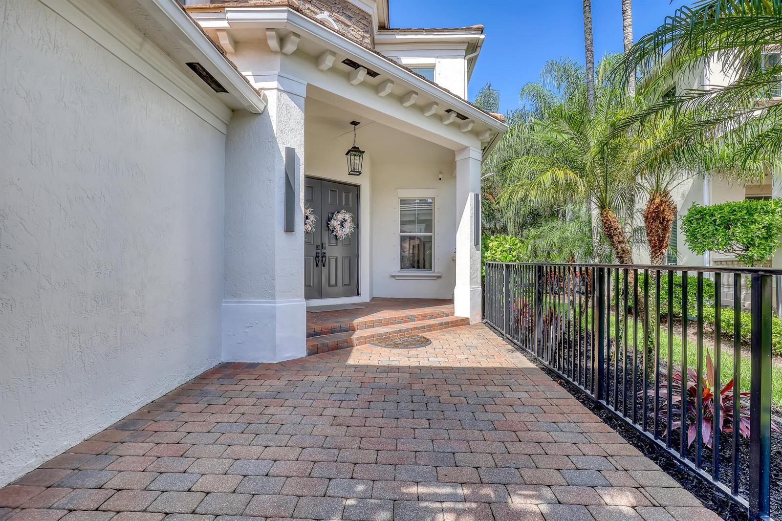 8541 Butler Greenwood Drive, Royal Palm Beach FL 33411 photo 5