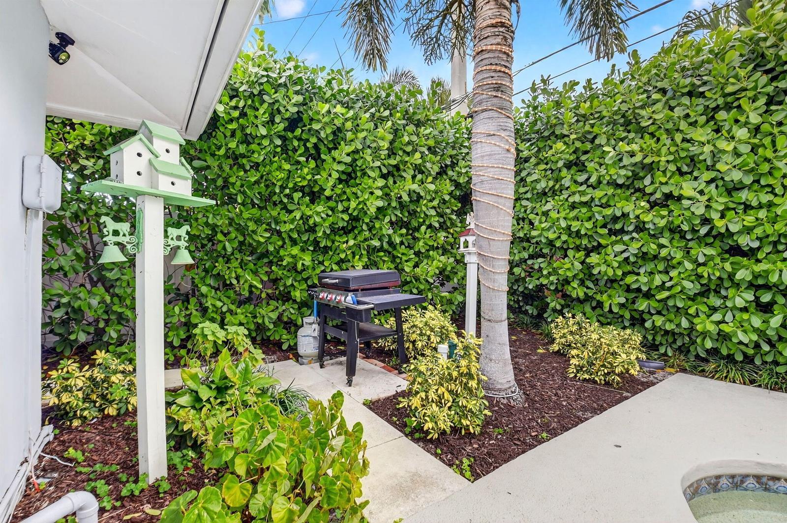 2842 SW 4th Street, Boynton Beach FL 33435 photo 3
