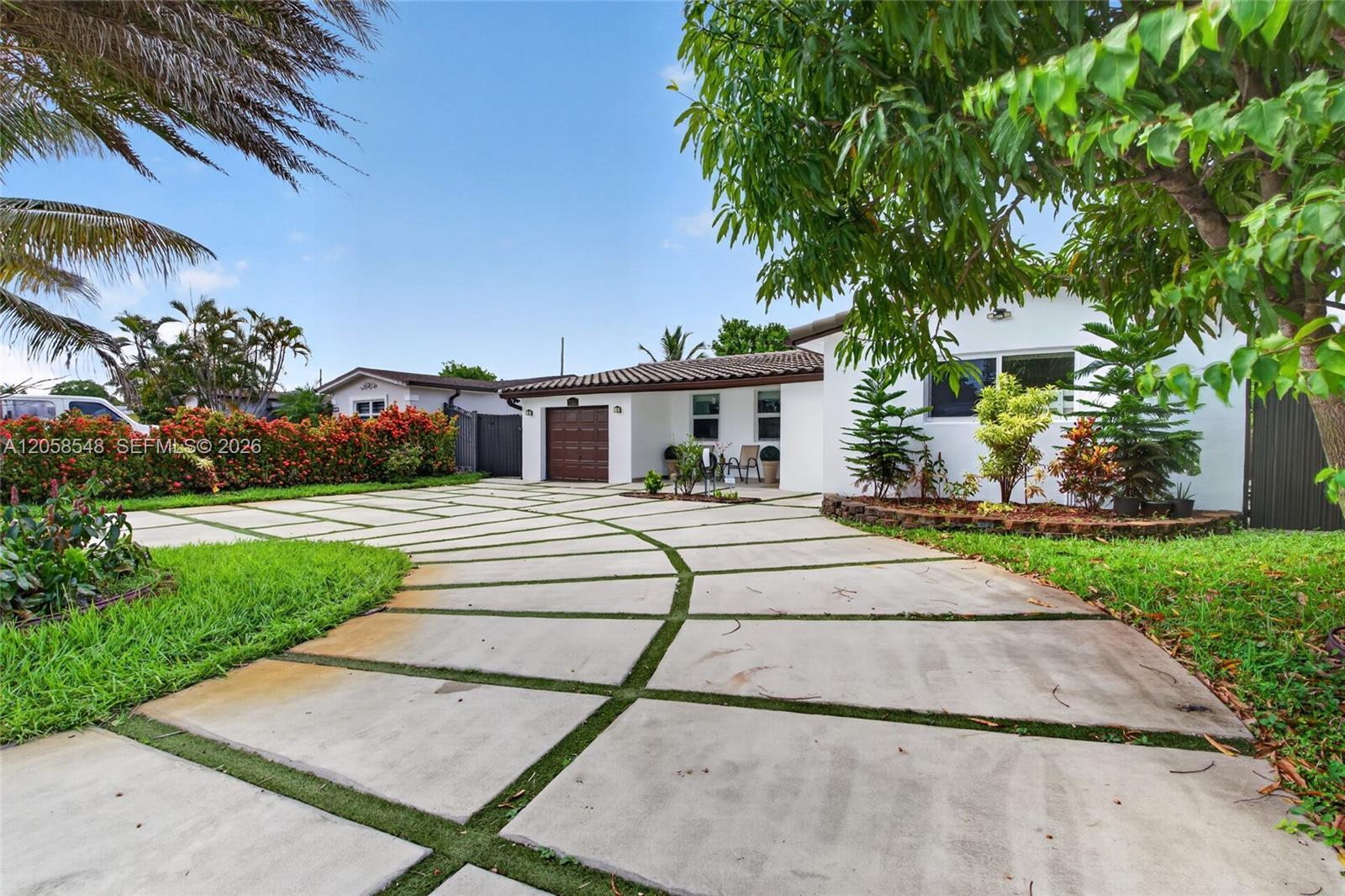 7721 Dilido Blvd, Miramar FL 33023 photo 2
