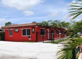 2513 Lincoln St, Hollywood FL 33020 photo 4