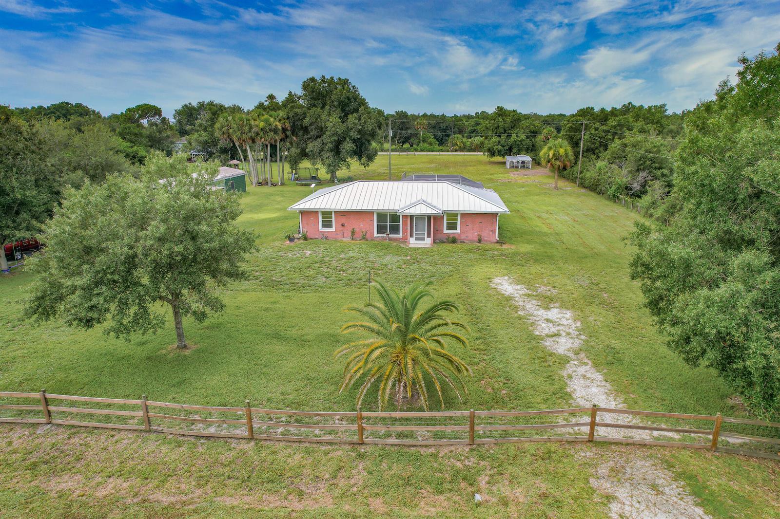 7346 NW 93rd Court, Okeechobee FL 34972