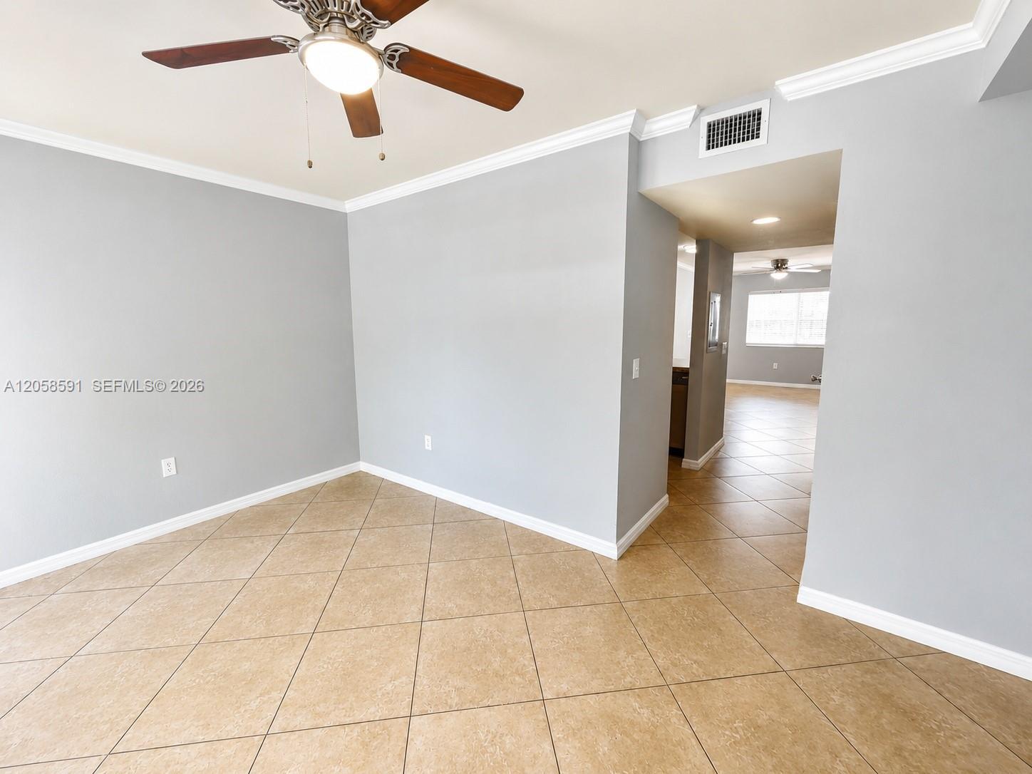 1000 Palm Trl # 10, Delray Beach FL 33483 photo 4