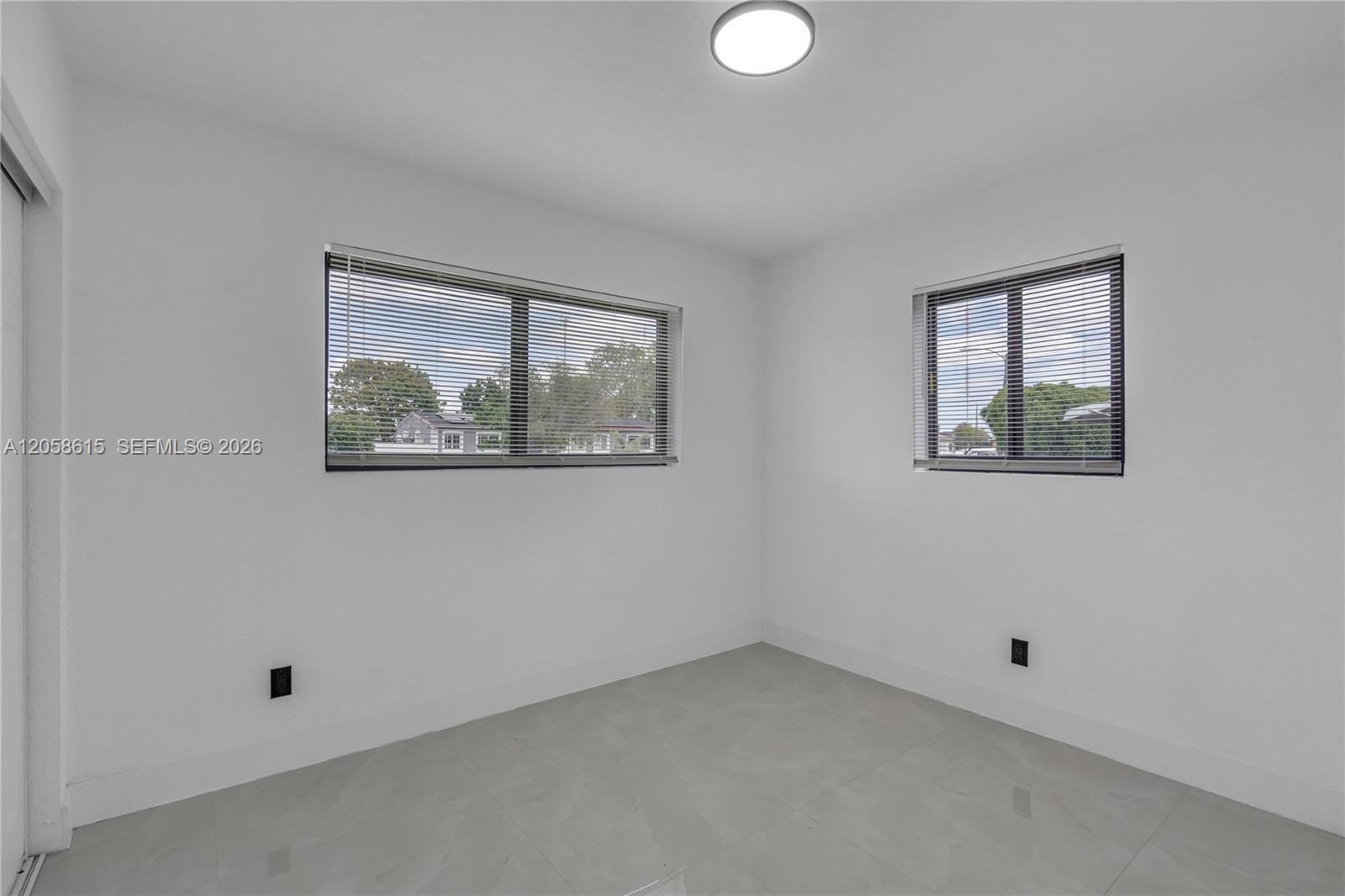 1000 NW 198th St, Miami Gardens FL 33169 photo 4