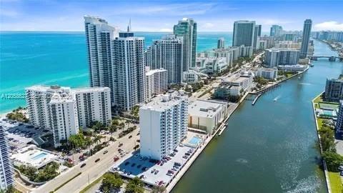 3000 S Ocean Dr # 518, Hollywood FL 33019 photo 2