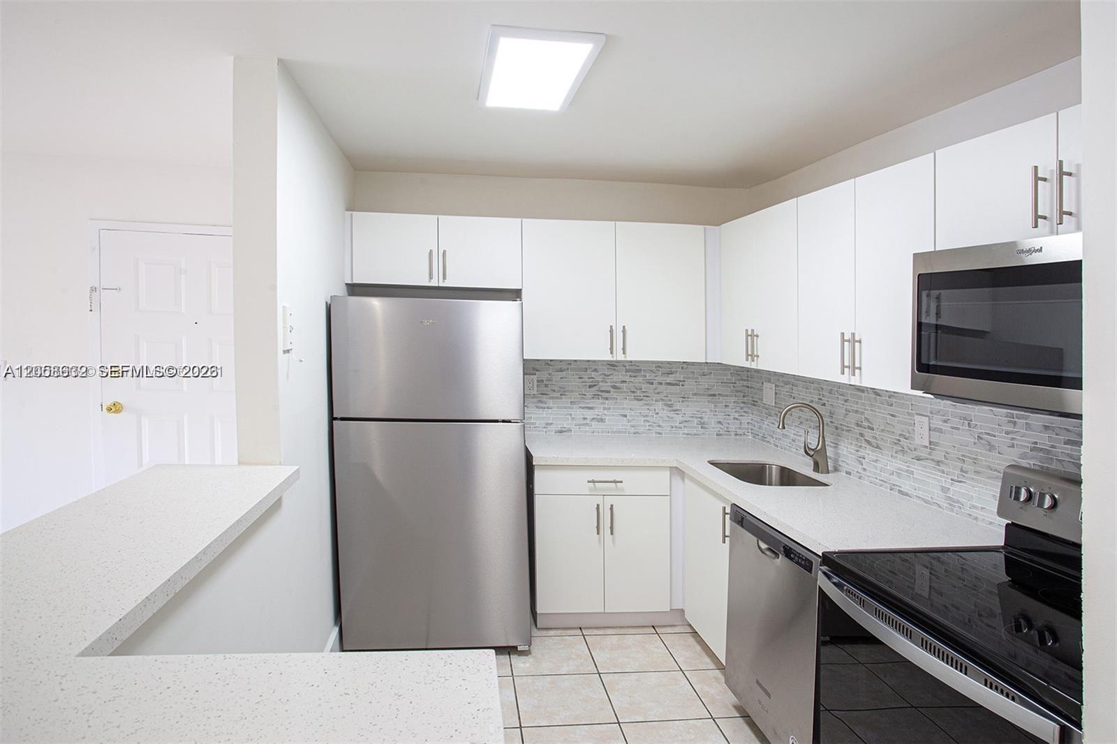 15550 SW 80th St # 102, Miami FL 33193 photo 2
